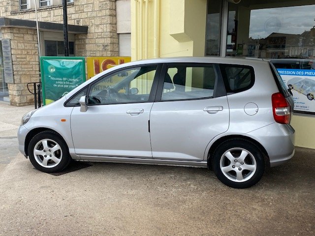 Honda JAZZ 1.4 ES CVT - Automatix Motors - Voiture Occasion - Achat Voiture - Vente Voiture - Reprise Voiture