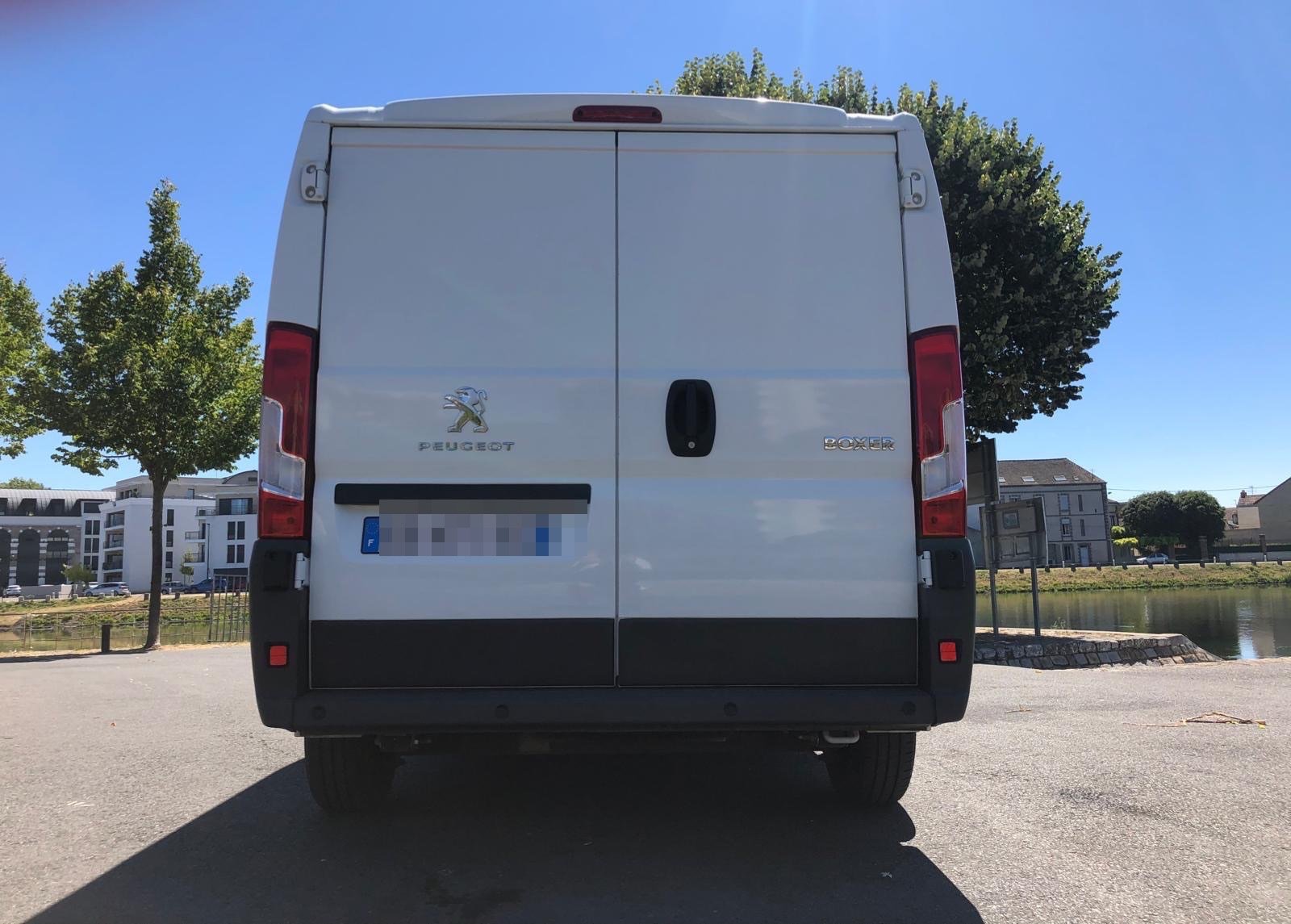 PEUGEOT Boxer III 2.0 BlueHDi L1H1 - Automatix Motors - Voiture Occasion - Achat Voiture - Vente Voiture - Reprise Voiture