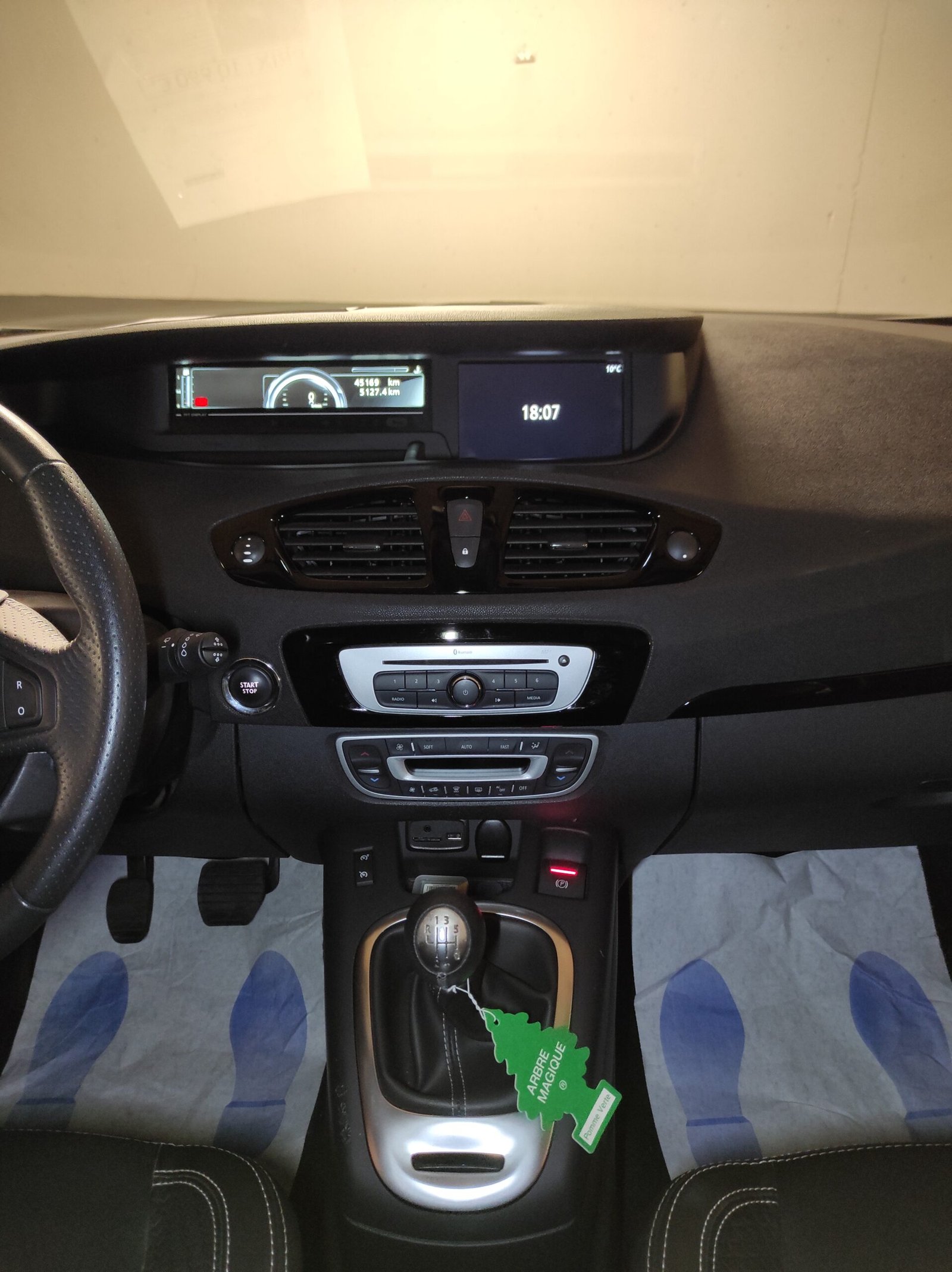 Renault Scenic III 2015 1.2 TCe 130ch Energy Bose