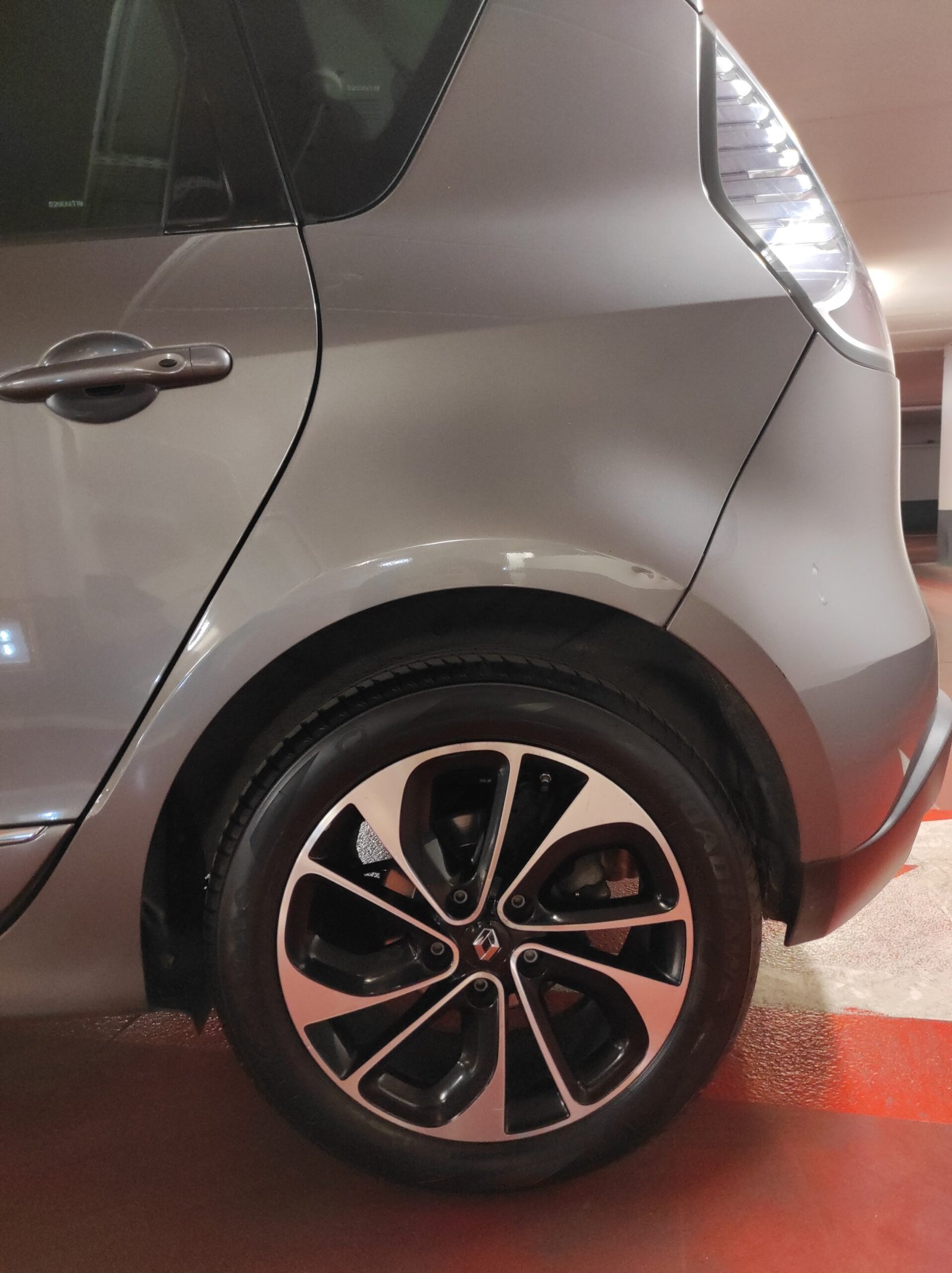 Renault Scenic III 2015 1.2 TCe 130ch Energy Bose