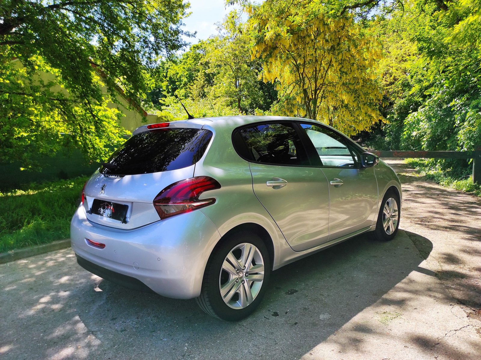 Peugeot 208 2018 1.2 PURETECH 82CH BVM5 STYLE