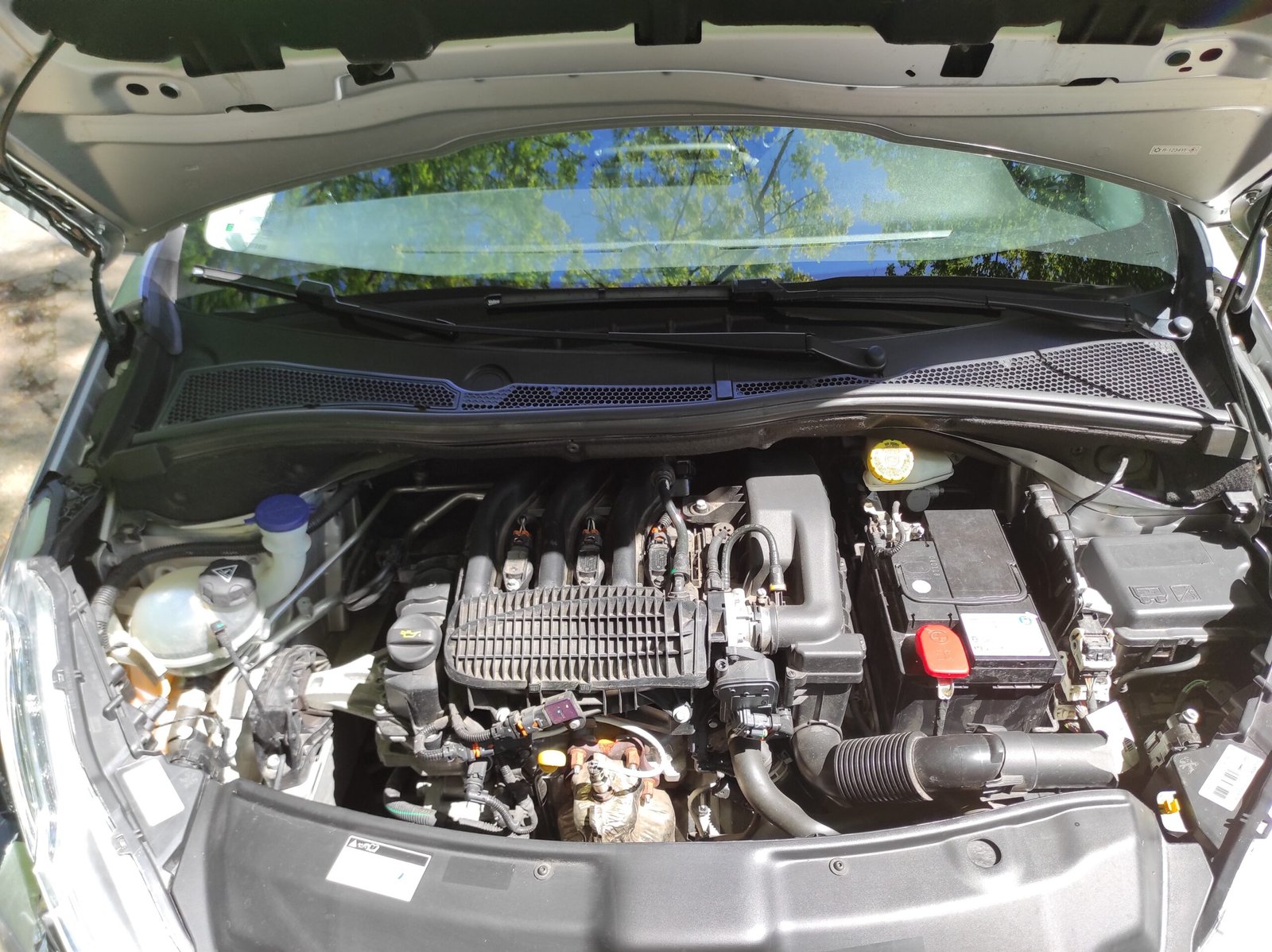 Peugeot 208 2018 1.2 PURETECH 82CH BVM5 STYLE