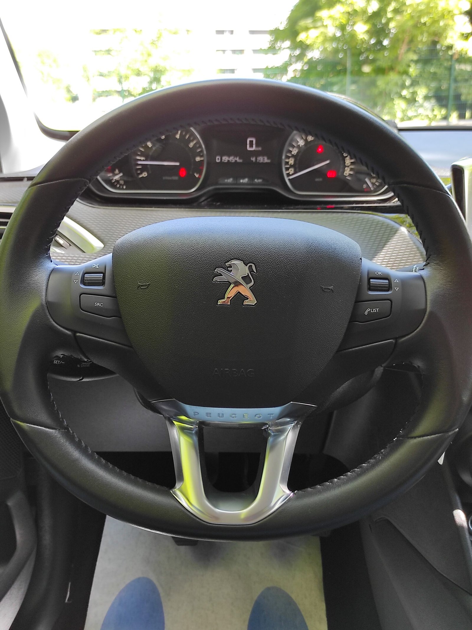 Peugeot 208 2018 1.2 PURETECH 82CH BVM5 STYLE