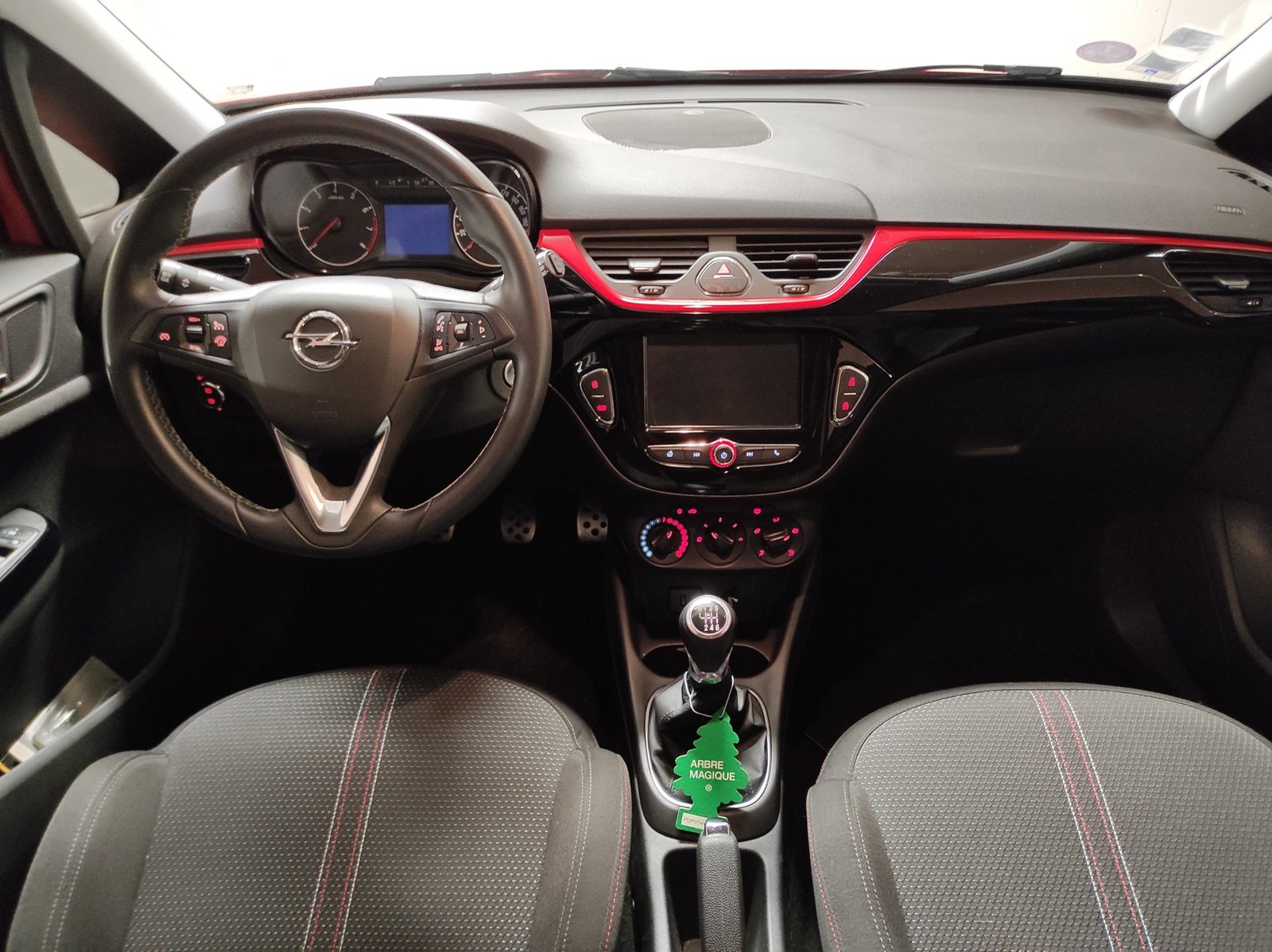 Opel Corsa 2016 1.4 Turbo 100 Ch Stop/start Color Edition - AutoMotoGarage.fr - A.M.G - Voiture Occasion - Achat - Vente - Reprise