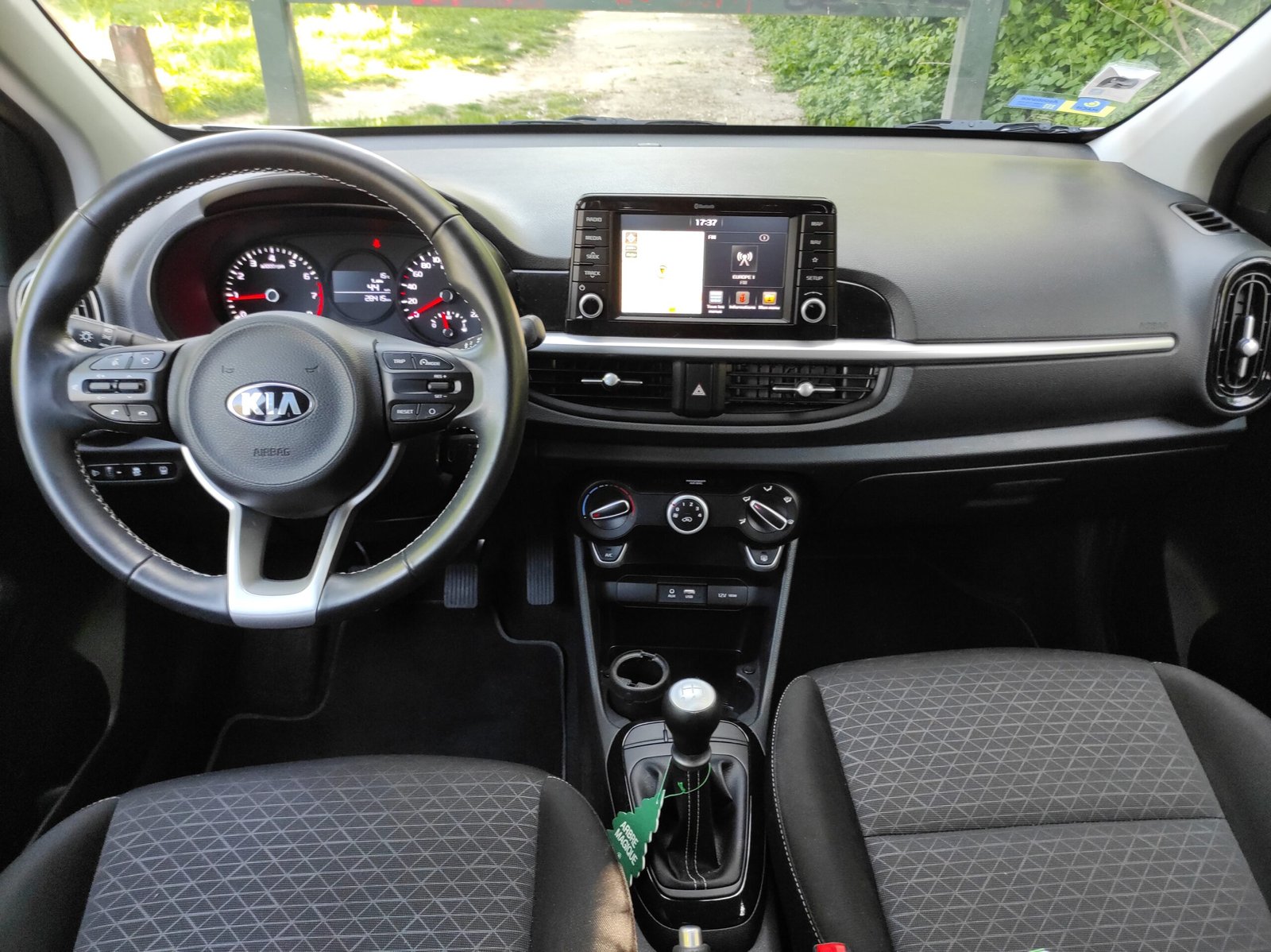 KIA PICANTO II 2014 1.0 69 ACTIVE 5P - AutoMotoGarage.fr - A.M.G - Voiture Occasion - Achat - Vente - Reprise