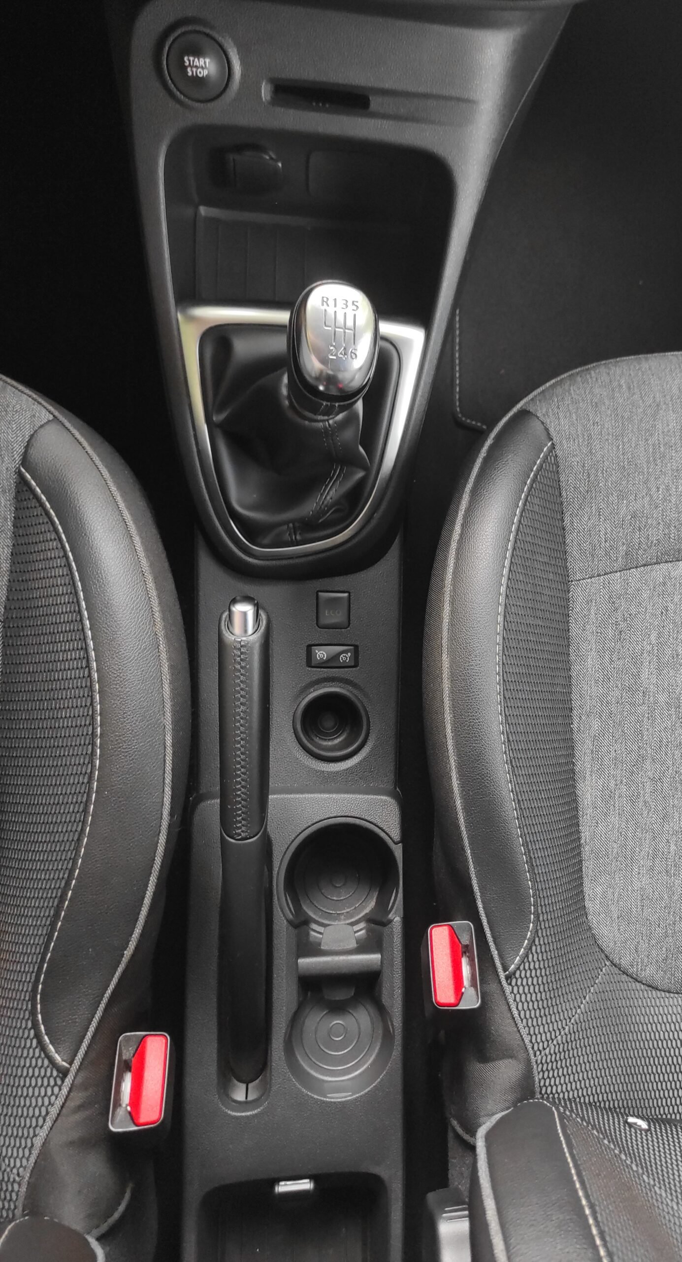 RENAULT CAPTUR 2018 (2) 1.2 TCE 120 ENERGY INTENS