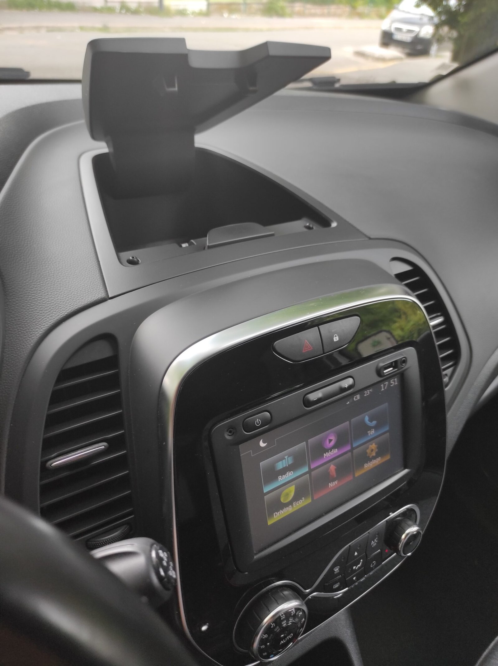 RENAULT CAPTUR 2018 (2) 1.2 TCE 120 ENERGY INTENS