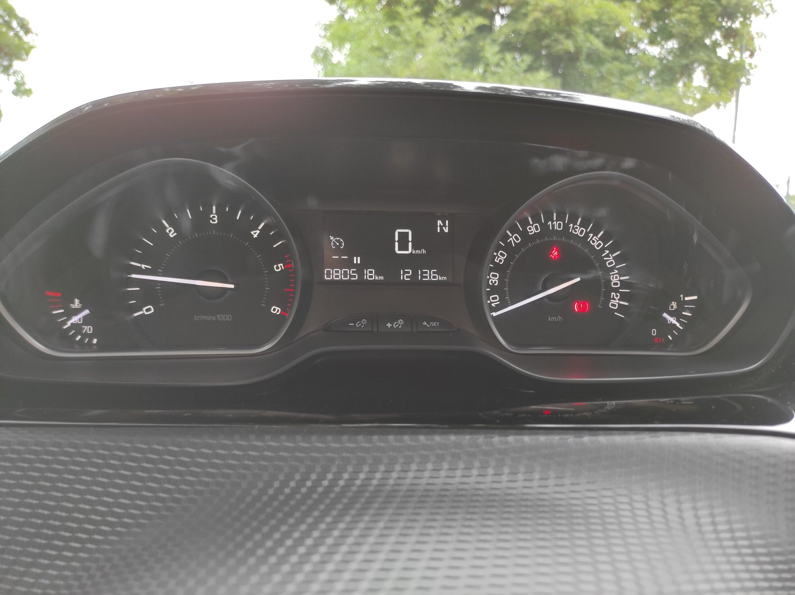 PEUGEOT 2008 2018 (2) 1.6 BLUEHDI 100 S&S ACTIVE BUSINESS ETG6