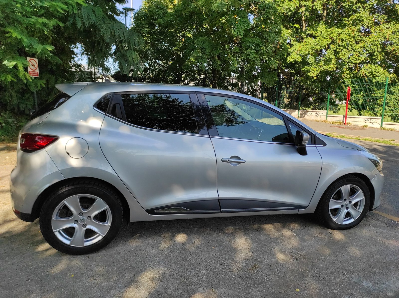 RENAULT CLIO IV 2014 1.2 TCE 120 INTENS EDC ECO2