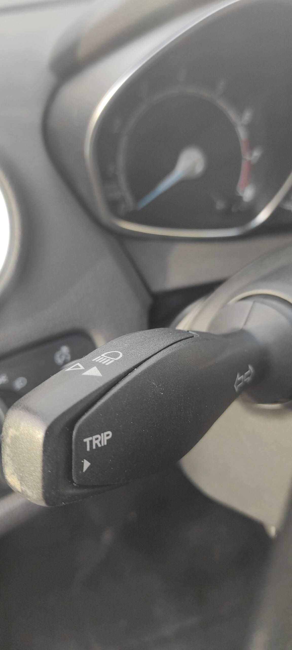 FORD FIESTA 2015 V (2) 1.25 82 TREND 3P - Automatix Motors - Voiture Occasion - Achat - Vente - Reprise