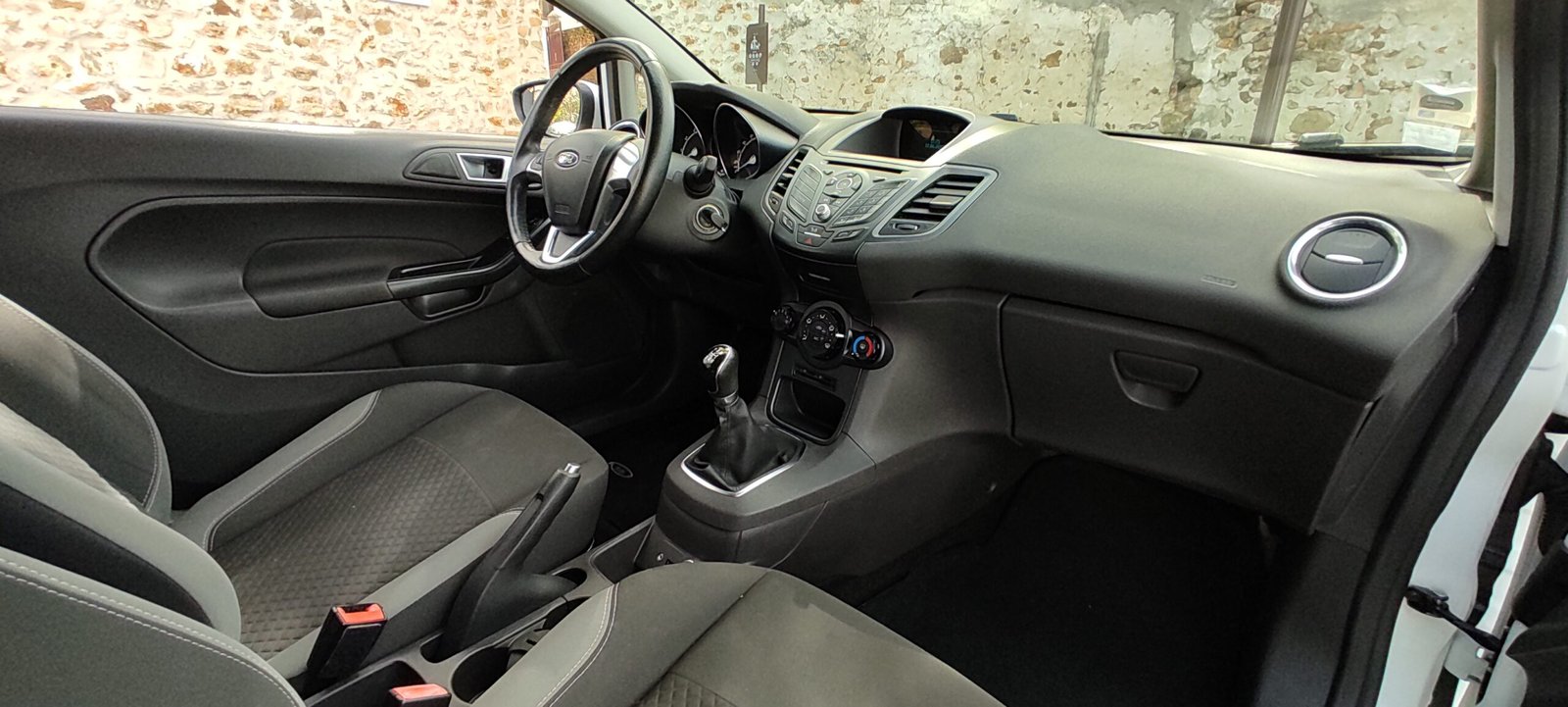 FORD FIESTA 2015 V (2) 1.25 82 TREND 3P - Automatix Motors - Voiture Occasion - Achat - Vente - Reprise