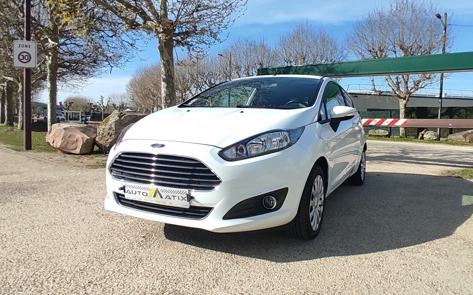 FORD FIESTA 2015 V (2) 1.25 82 TREND 3P - Automatix Motors - Voiture Occasion - Achat - Vente - Reprise