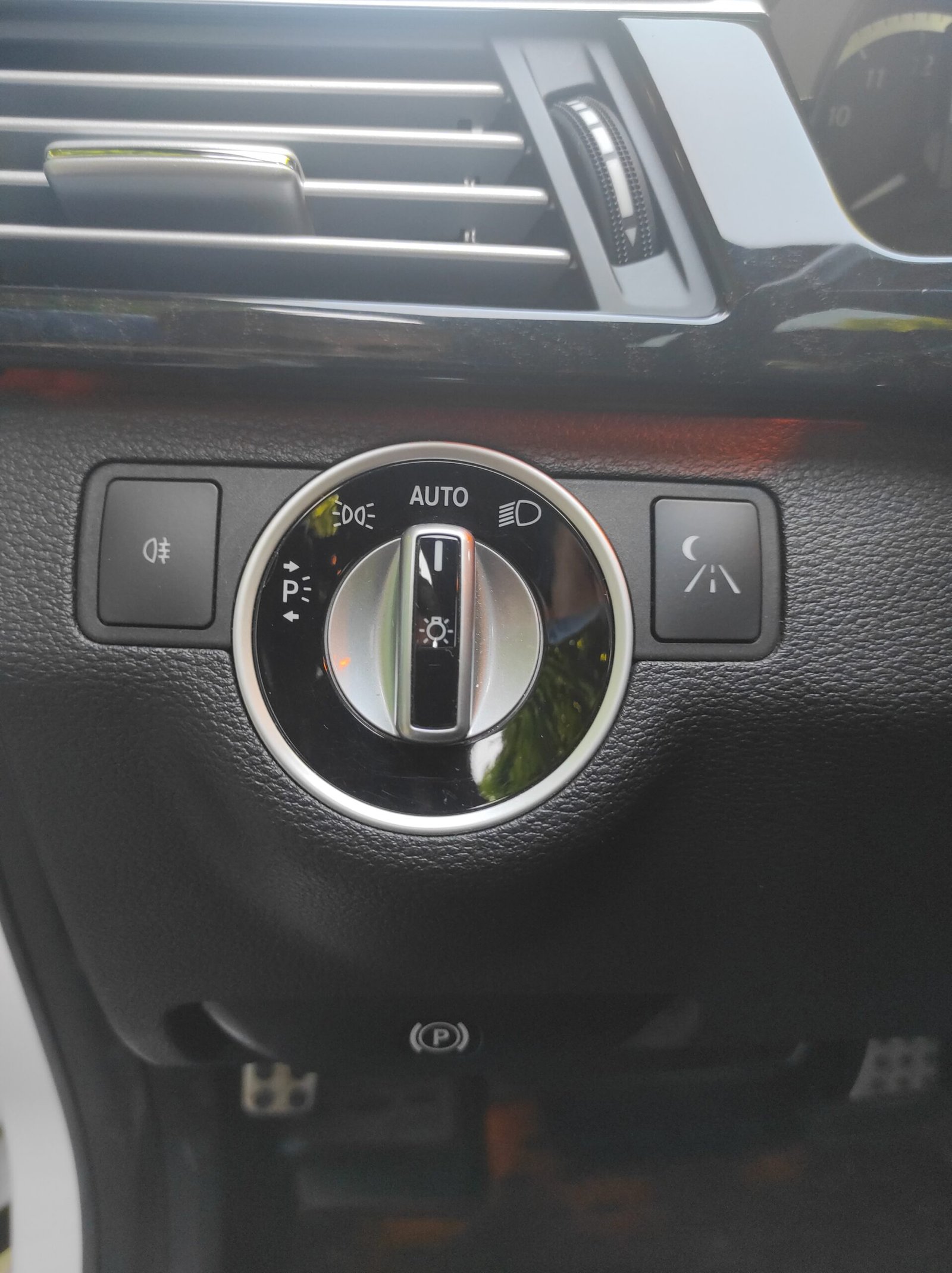 Mercedes CLASSE E 2012 IV 300 BLUETEC HYBRID ELEGANCE EXECUTIVE BA7 7G-TRONIC PLUS - Automatix Motors - Voiture Occasion - Achat - Vente - Reprise