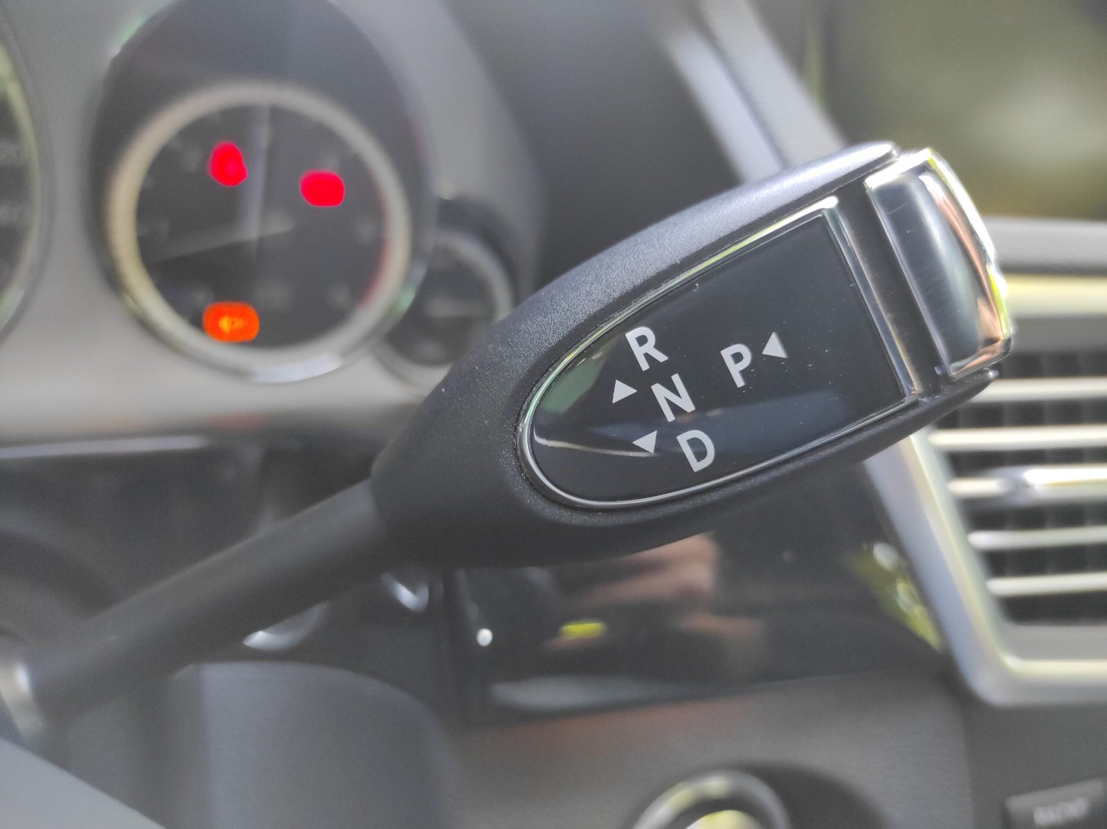 Mercedes CLASSE E 2012 IV 300 BLUETEC HYBRID ELEGANCE EXECUTIVE BA7 7G-TRONIC PLUS - Automatix Motors - Voiture Occasion - Achat - Vente - Reprise