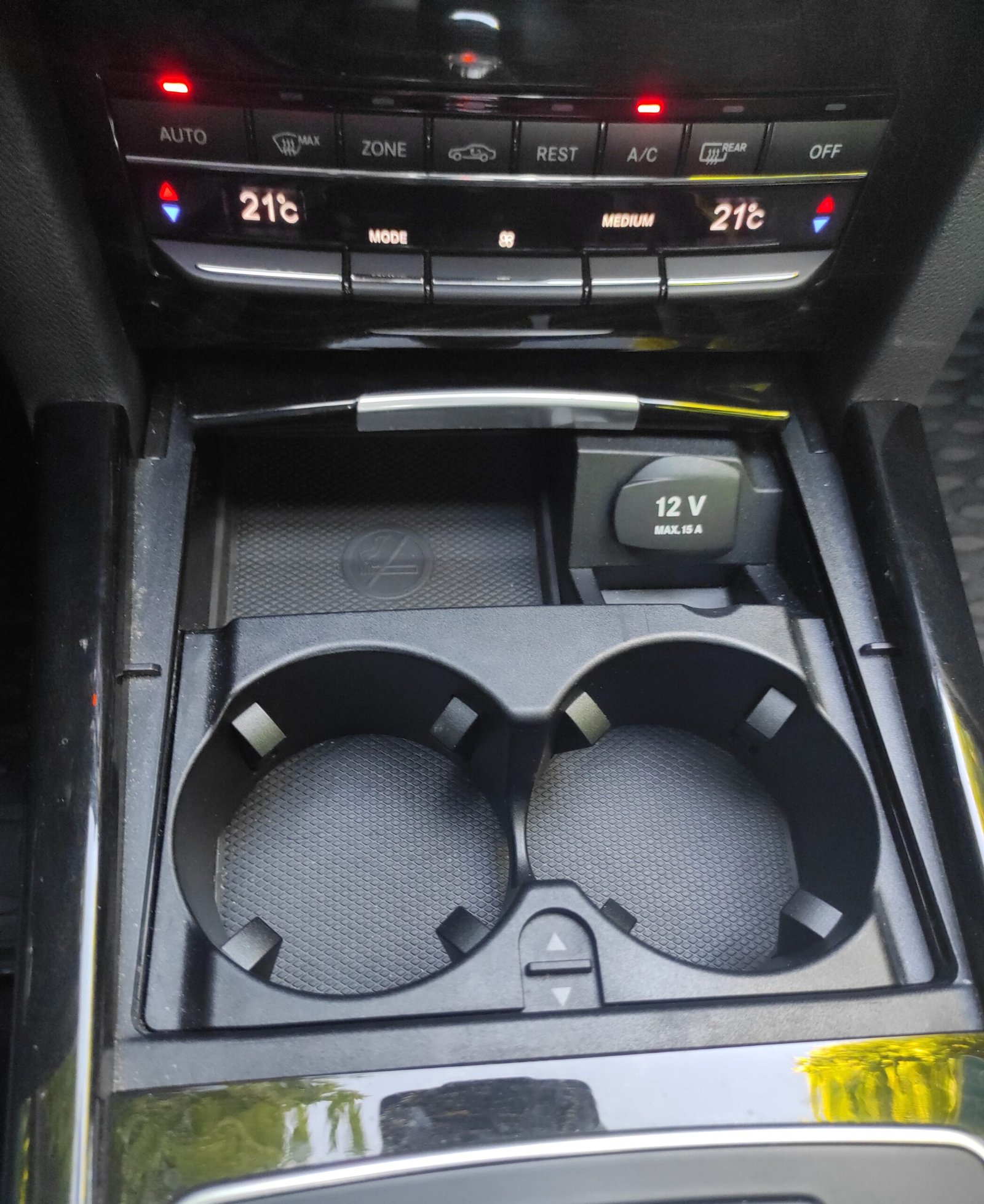 Mercedes CLASSE E 2012 IV 300 BLUETEC HYBRID ELEGANCE EXECUTIVE BA7 7G-TRONIC PLUS - Automatix Motors - Voiture Occasion - Achat - Vente - Reprise