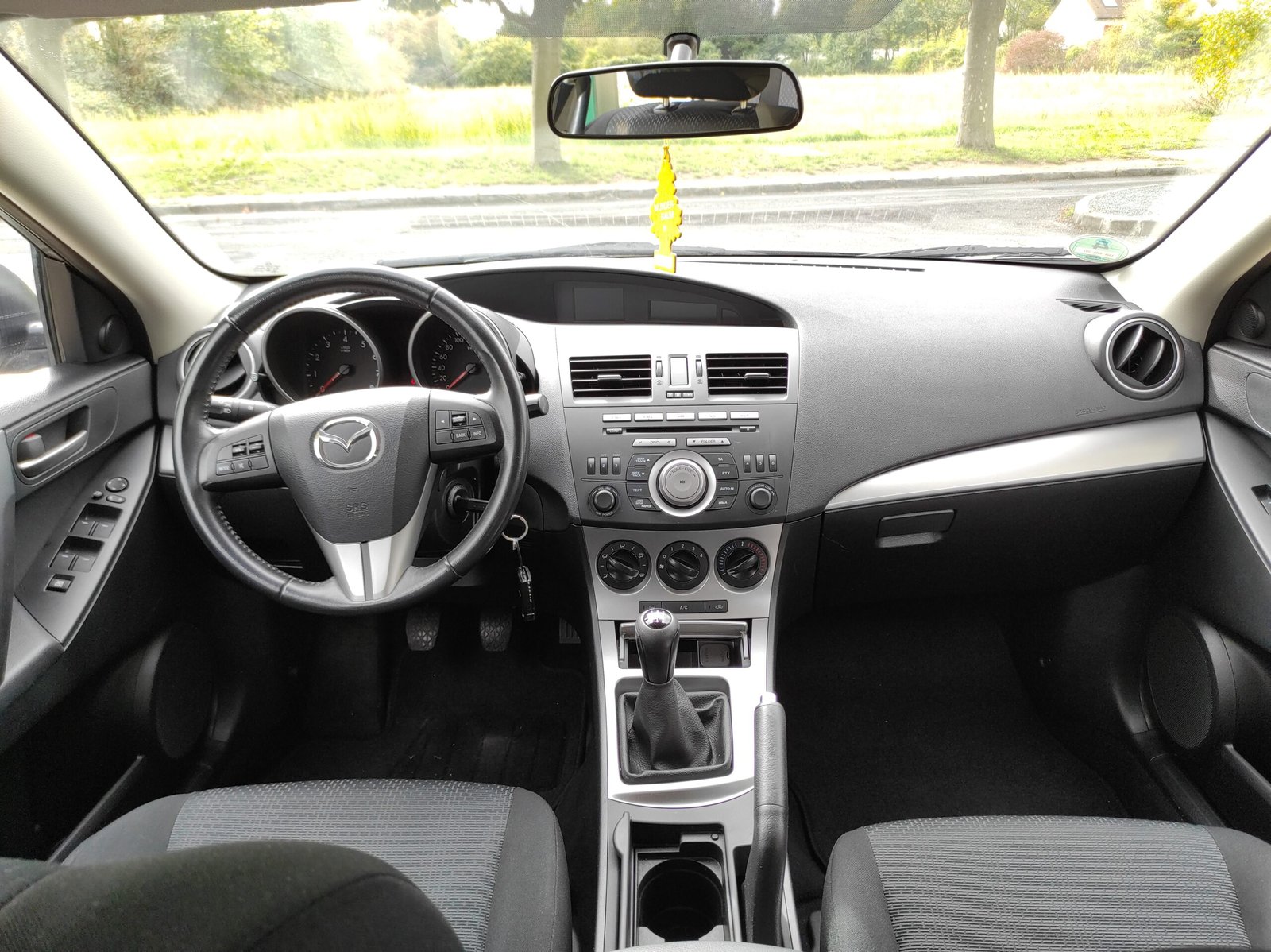 MAZDA 3 II 1.6 MZR 105 ELEGANCE - Automatix Motors - Voiture Occasion - Achat Voiture - Vente Voiture - Reprise Voiture