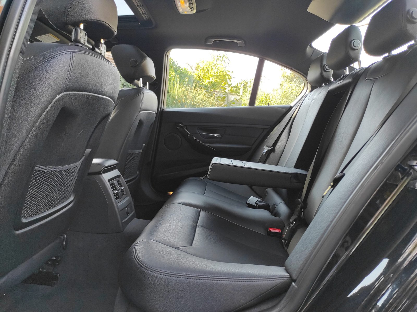 BMW SERIE 3 2012 (F30) 320D 184 LUXURY - Automatix Motors - Voiture Occasion - Achat Voiture - Vente Voiture - Reprise Voiture