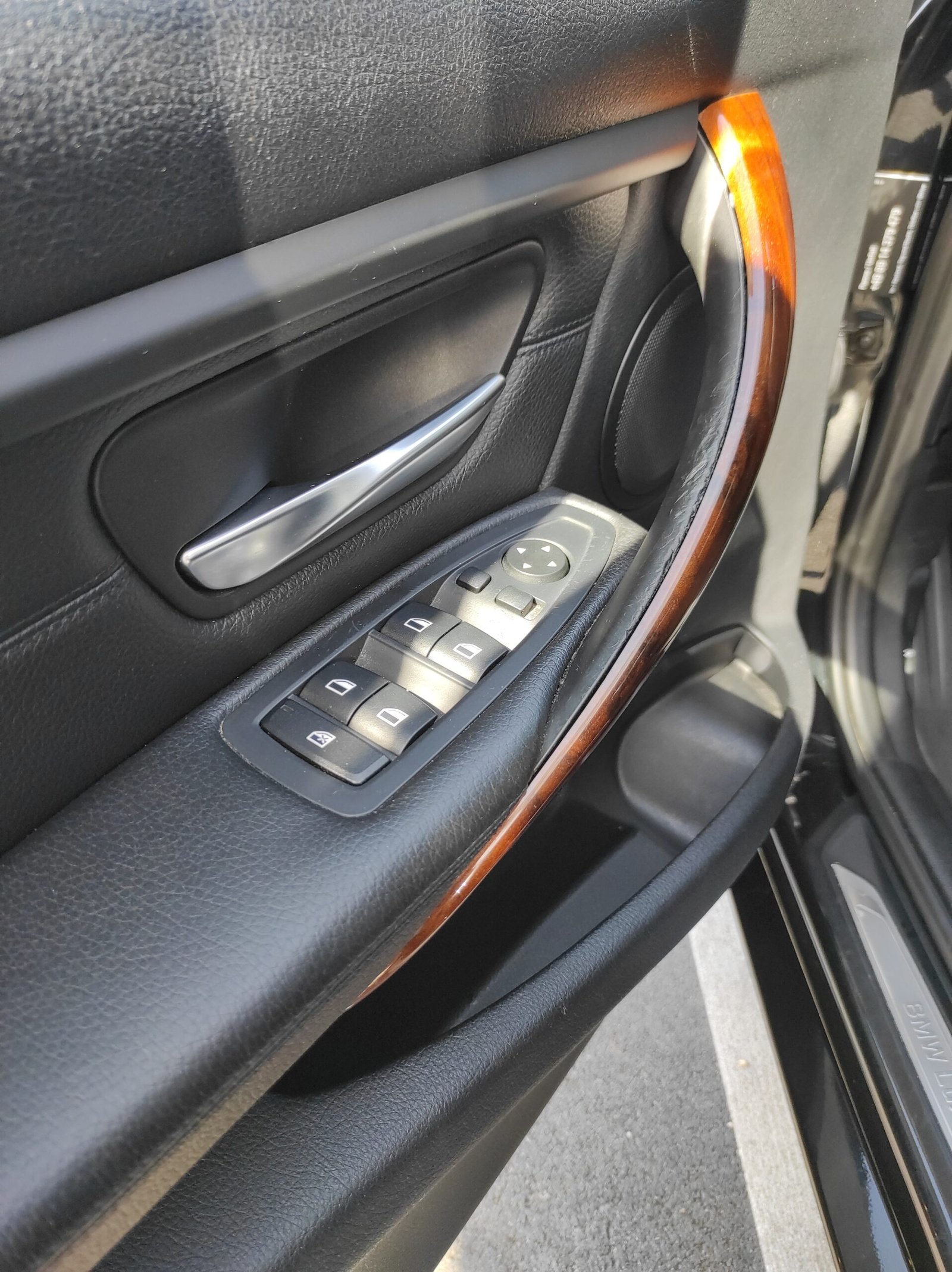 BMW SERIE 3 2012 (F30) 320D 184 LUXURY - Automatix Motors - Voiture Occasion - Achat Voiture - Vente Voiture - Reprise Voiture