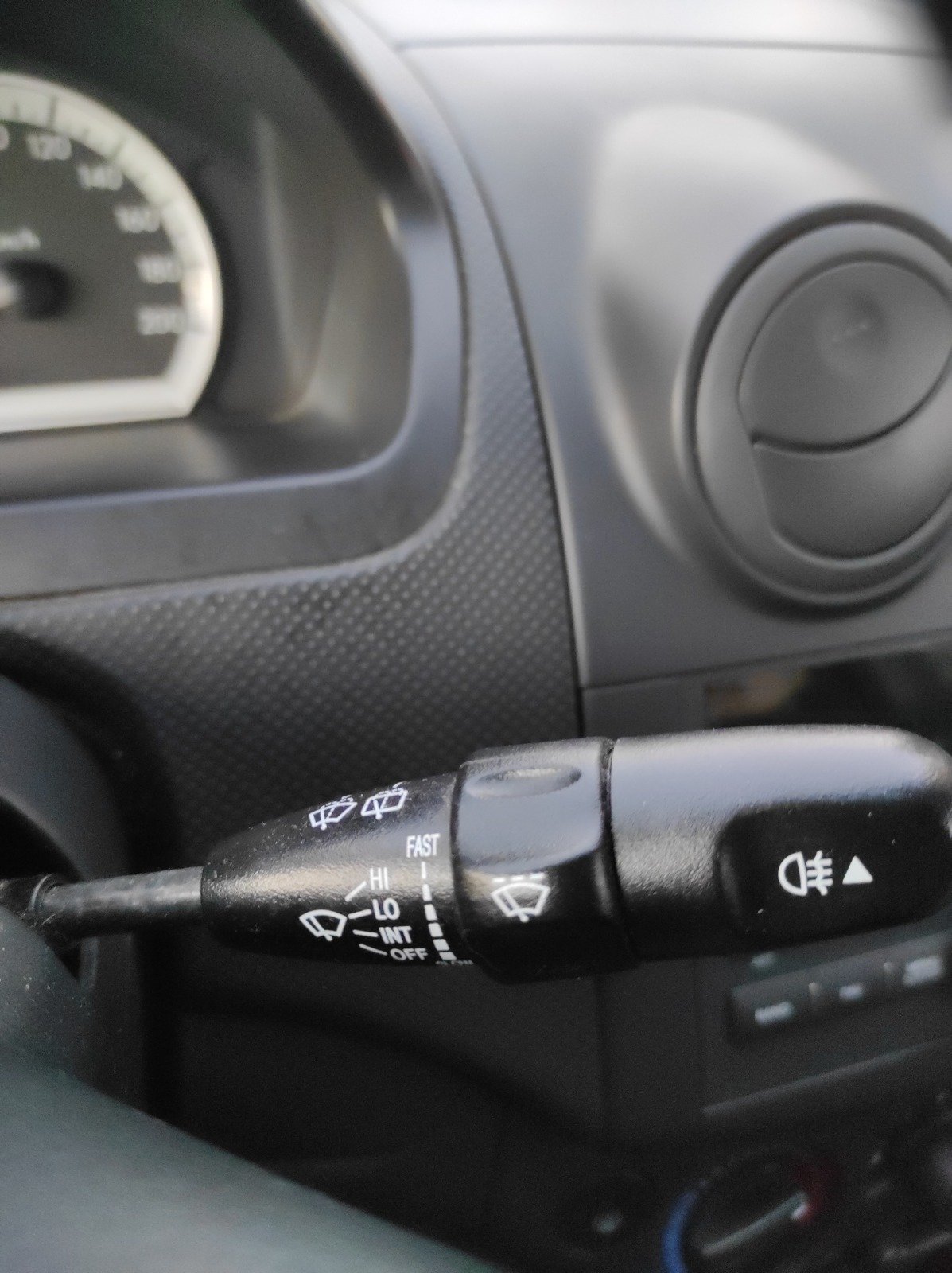 CHEVROLET AVEO 1.2 16V 84 3P - Automatix Motors - Voiture Occasion - Achat Voiture - Vente Voiture - Reprise Voiture