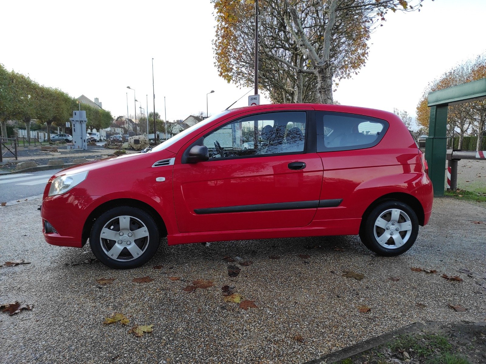 CHEVROLET AVEO 1.2 16V 84 3P - Automatix Motors - Voiture Occasion - Achat Voiture - Vente Voiture - Reprise Voiture