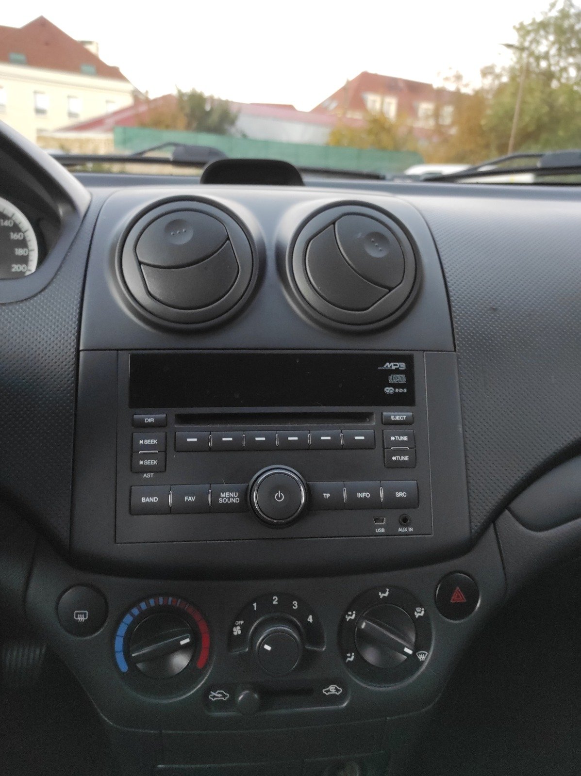 CHEVROLET AVEO 1.2 16V 84 3P - Automatix Motors - Voiture Occasion - Achat Voiture - Vente Voiture - Reprise Voiture