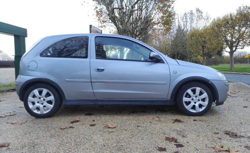 OPEL CORSA 2006 III (2) 1.3 CDTI COSMO 3P - Automatix Motors - Voiture Occasion - Achat Voiture - Vente Voiture - Reprise Voiture