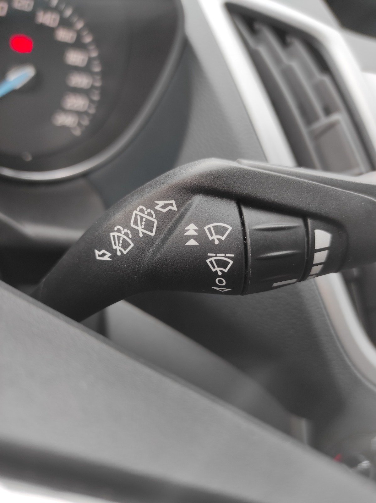 FORD C MAX II 2014 1.0 ECOBOOST 125 S&S EDITION - Automatix Motors - Voiture Occasion - Achat Voiture - Vente Voiture - Reprise Voiture