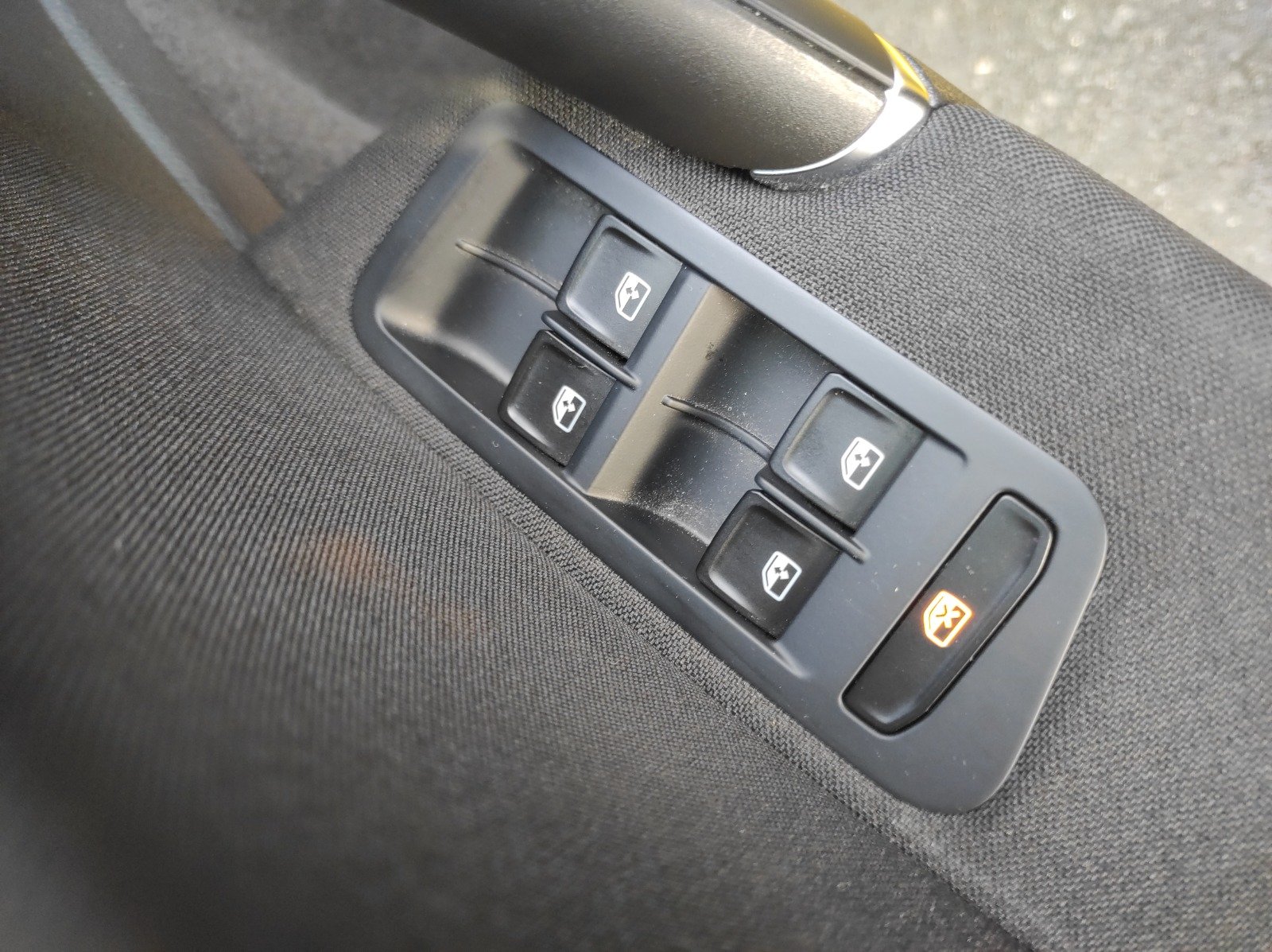 VOLKSWAGEN GOLF VII (2) 1.4 TSI 125 BLUEMOTION TECHNOLOGY SOUND BV6 5P - Automatix Motors - Voiture Occasion - Achat Voiture - Vente Voiture - Reprise Voiture