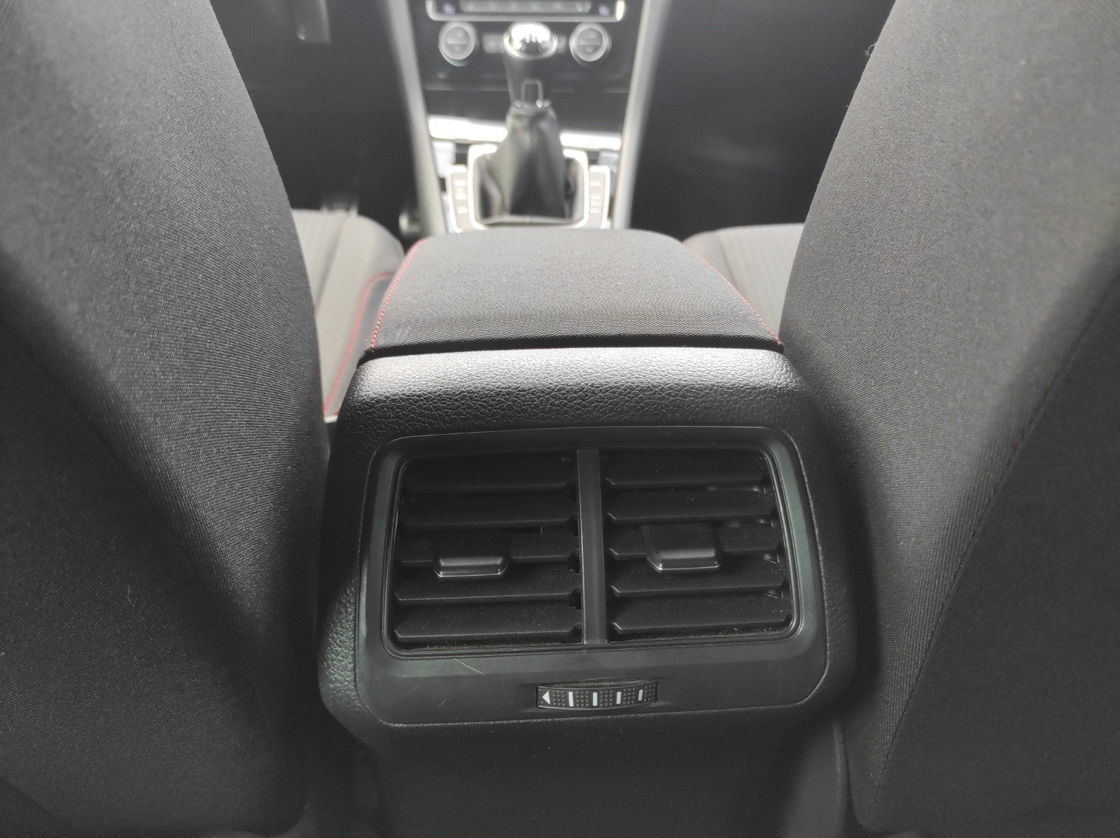 VOLKSWAGEN GOLF VII (2) 1.4 TSI 125 BLUEMOTION TECHNOLOGY SOUND BV6 5P - Automatix Motors - Voiture Occasion - Achat Voiture - Vente Voiture - Reprise Voiture