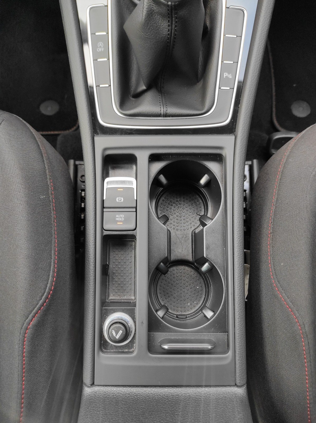 VOLKSWAGEN GOLF VII (2) 1.4 TSI 125 BLUEMOTION TECHNOLOGY SOUND BV6 5P - Automatix Motors - Voiture Occasion - Achat Voiture - Vente Voiture - Reprise Voiture