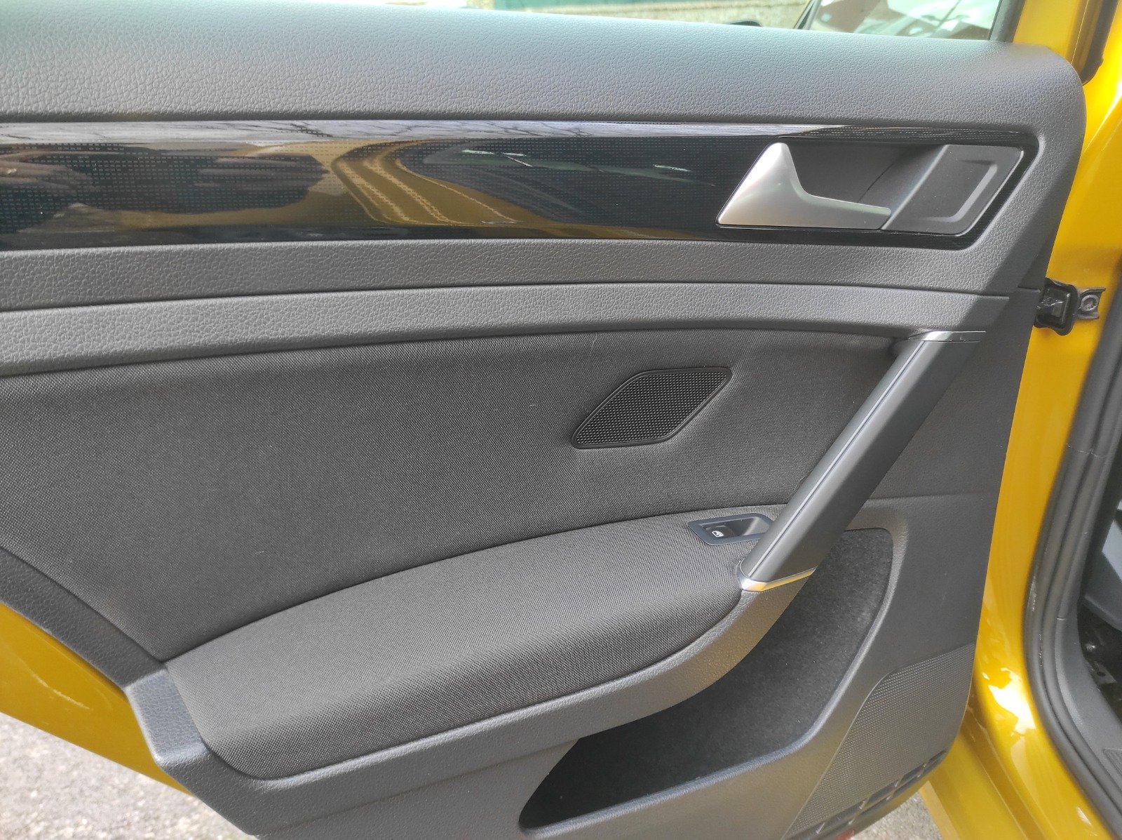 VOLKSWAGEN GOLF VII (2) 1.4 TSI 125 BLUEMOTION TECHNOLOGY SOUND BV6 5P - Automatix Motors - Voiture Occasion - Achat Voiture - Vente Voiture - Reprise Voiture