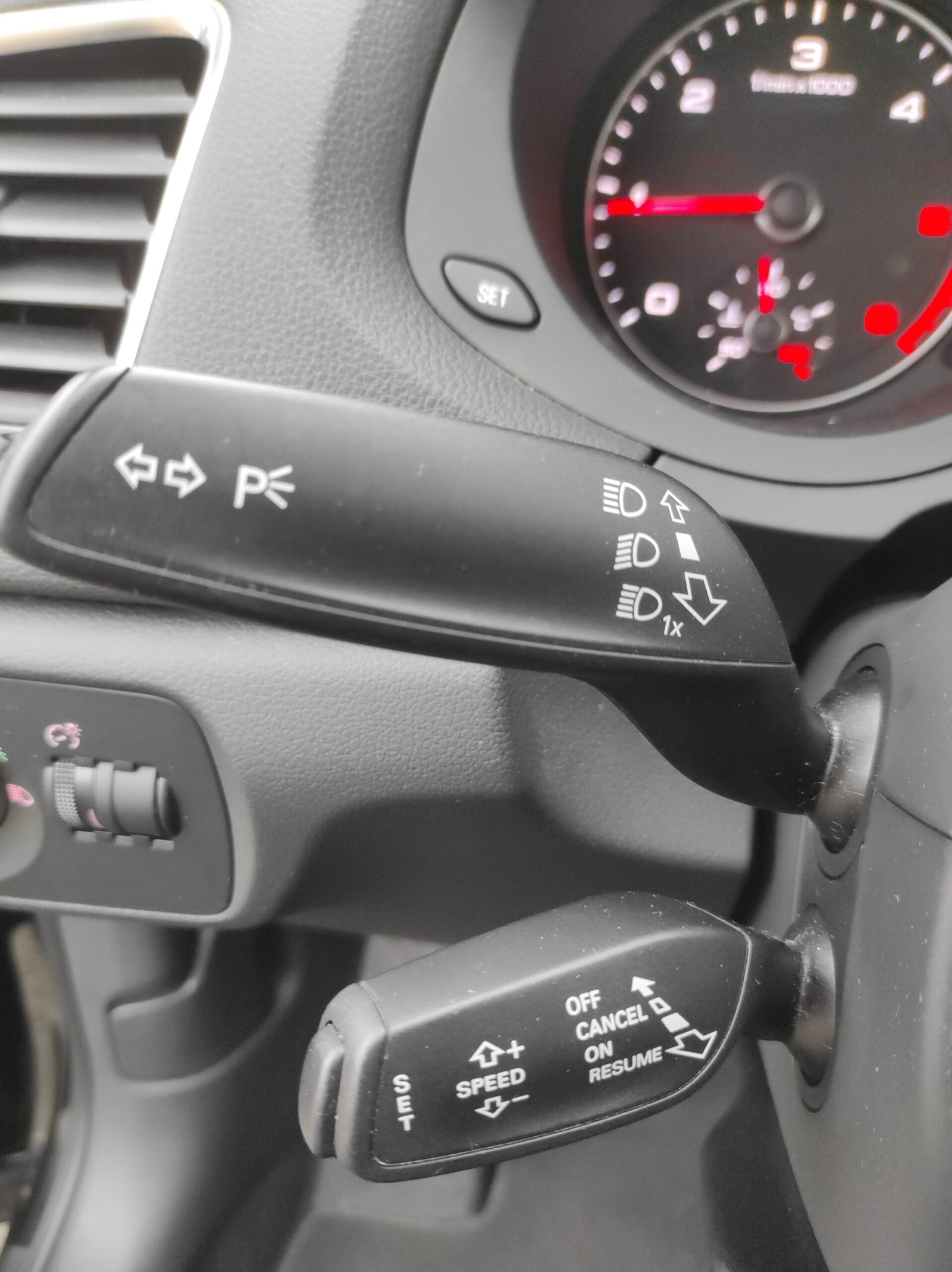 Audi Q3 2018 (2) 2.0 TDI 150 Sport Quattro S-TRONIC - Automatix Motors - Voiture Occasion - Achat Voiture - Vente Voiture - Reprise Voiture