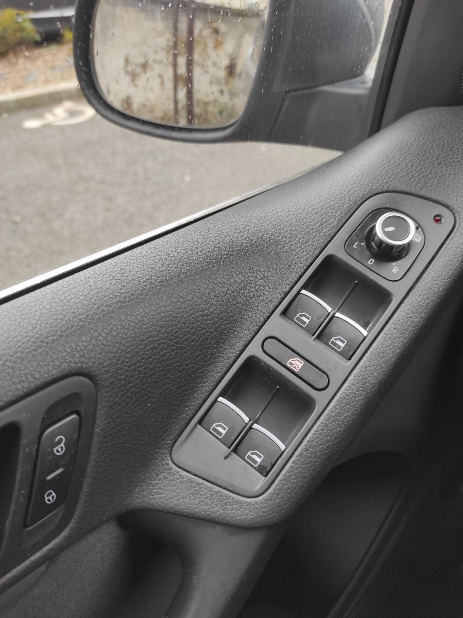 Volkswagen Tiguan 2.0 TDI 140ch BlueMotion Technology Sportline - Automatix Motors - Voiture Occasion - Achat Voiture - Vente Voiture - Reprise Voiture