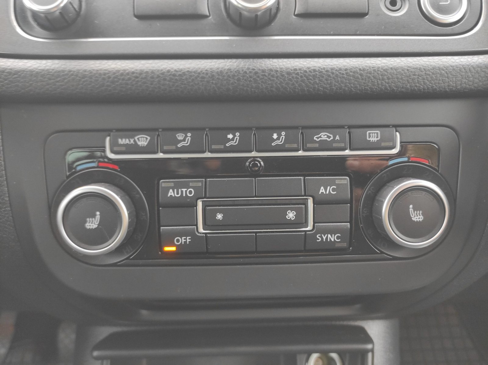 Volkswagen Tiguan 2.0 TDI 140ch BlueMotion Technology Sportline - Automatix Motors - Voiture Occasion - Achat Voiture - Vente Voiture - Reprise Voiture