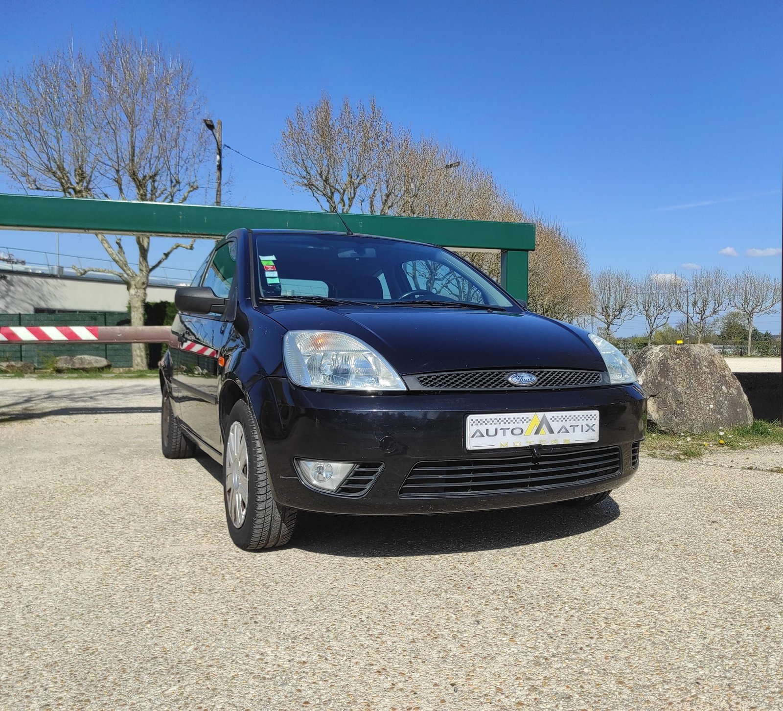 Ford Fiesta 2004 1.3 Ambiente - Automatix Motors - Voiture Occasion - Achat Voiture - Vente Voiture - Reprise Voiture