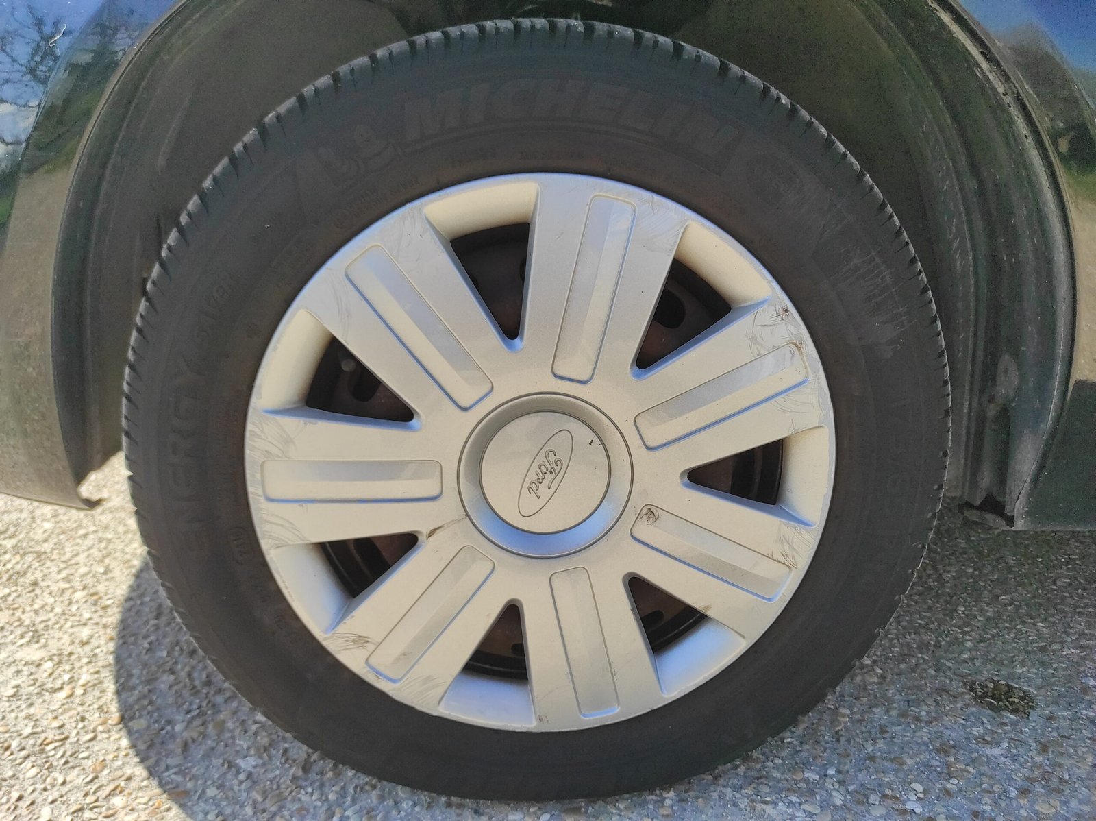 Ford Fiesta 2004 1.3 Ambiente - Automatix Motors - Voiture Occasion - Achat Voiture - Vente Voiture - Reprise Voiture