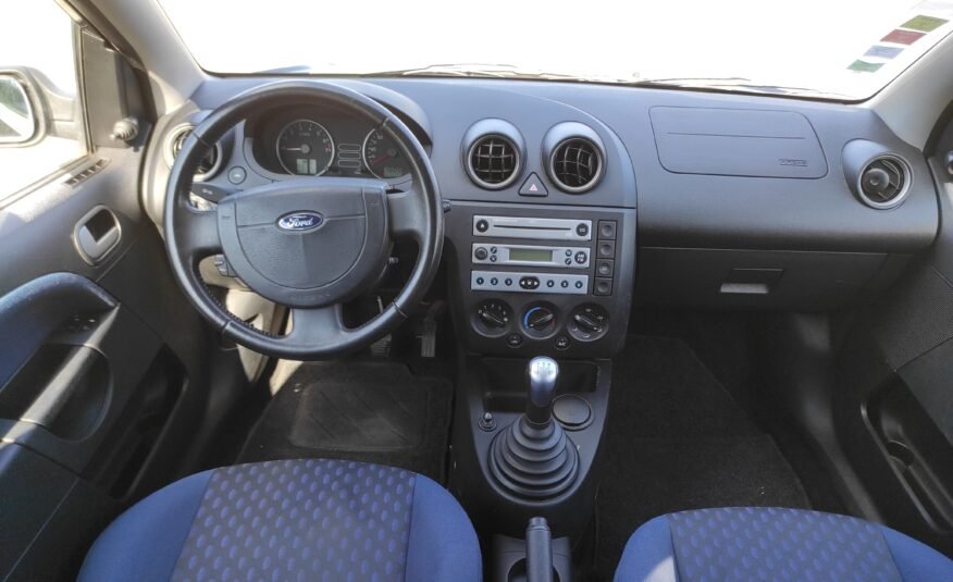 Ford Fiesta 2004 1.3 Ambiente - Automatix Motors - Voiture Occasion - Achat Voiture - Vente Voiture - Reprise Voiture