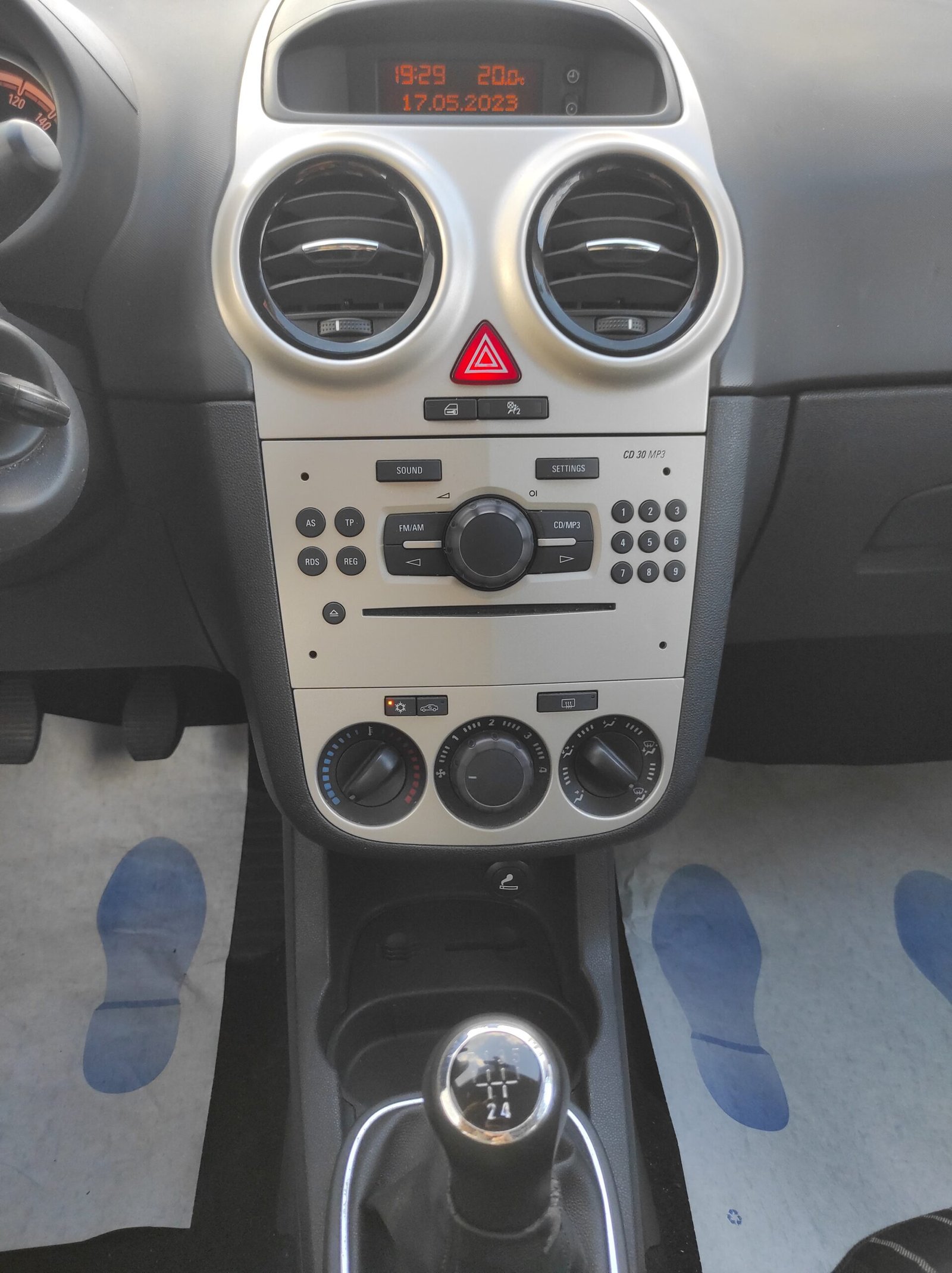 Opel Corsa IV 2006 1.2 Twinport Enjoy 5P - Automatix Motors - Voiture Occasion - Achat Voiture - Vente Voiture - Reprise Voiture