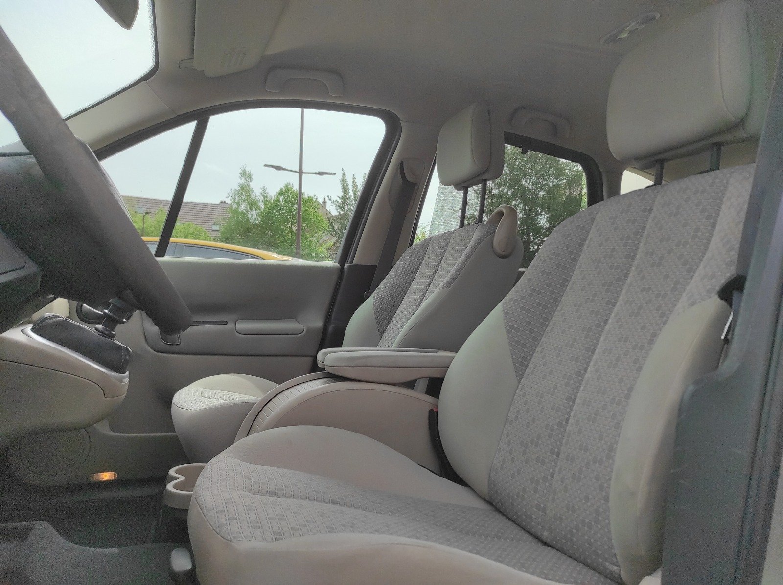 Renault Scenic II Phase 2 2007 1.6 110CH Latitude - Automatix Motors - Voiture Occasion - Achat Voiture - Vente Voiture - Reprise Voiture