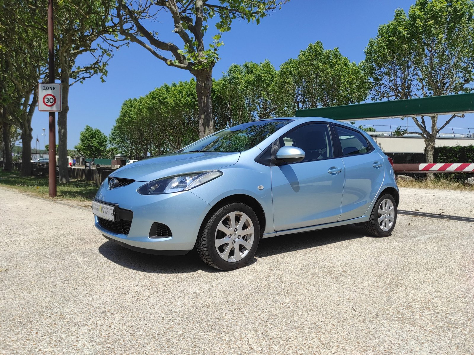 Mazda Mazda 2 2009 II 1.3 MZR 86 PERFORMANCE - Automatix Motors - Voiture Occasion - Achat Voiture - Vente Voiture - Reprise Voiture