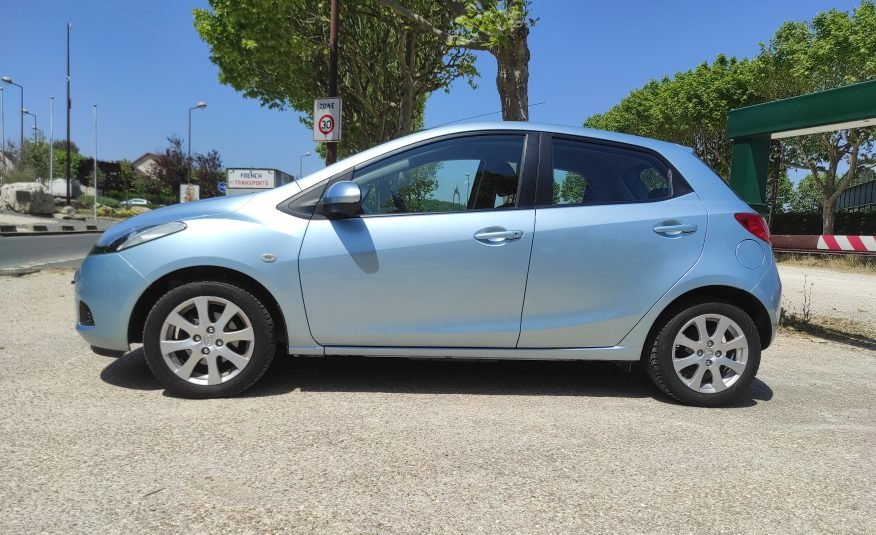 Mazda Mazda 2 2009 II 1.3 MZR 86 PERFORMANCE - Automatix Motors - Voiture Occasion - Achat Voiture - Vente Voiture - Reprise Voiture