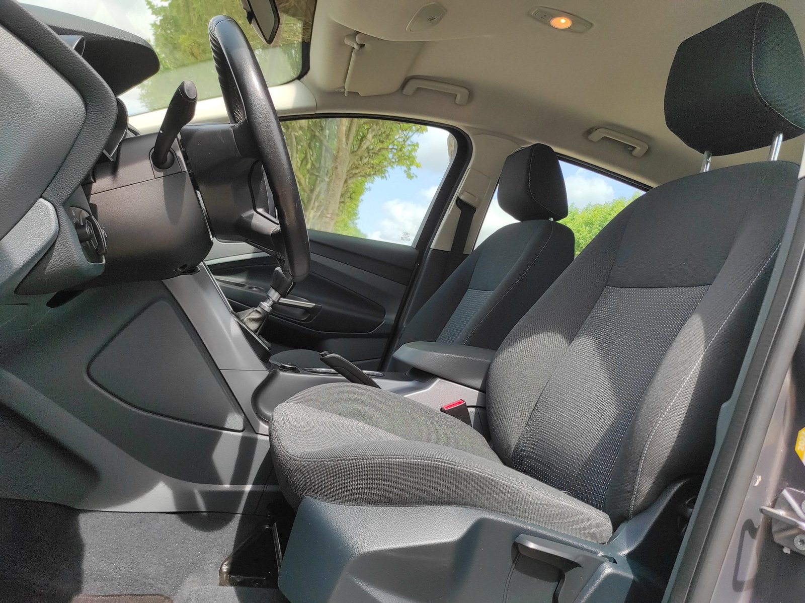 FORD C-Max II 1.0 EcoBoost 100ch Stop&Start Trend - Automatix Motors - Voiture Occasion - Achat Voiture - Vente Voiture - Reprise Voiture