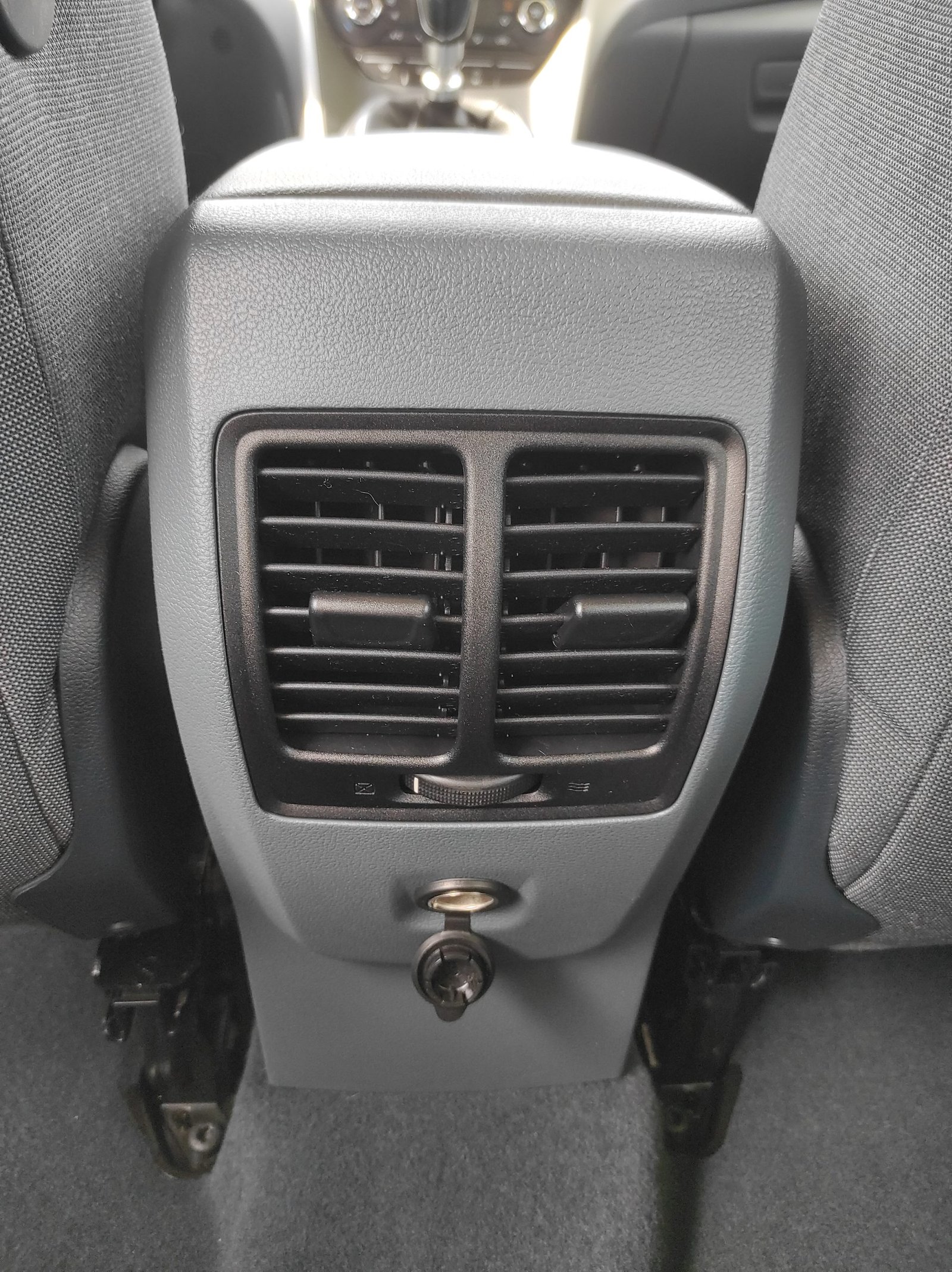 FORD C-Max II 1.0 EcoBoost 100ch Stop&Start Trend - Automatix Motors - Voiture Occasion - Achat Voiture - Vente Voiture - Reprise Voiture