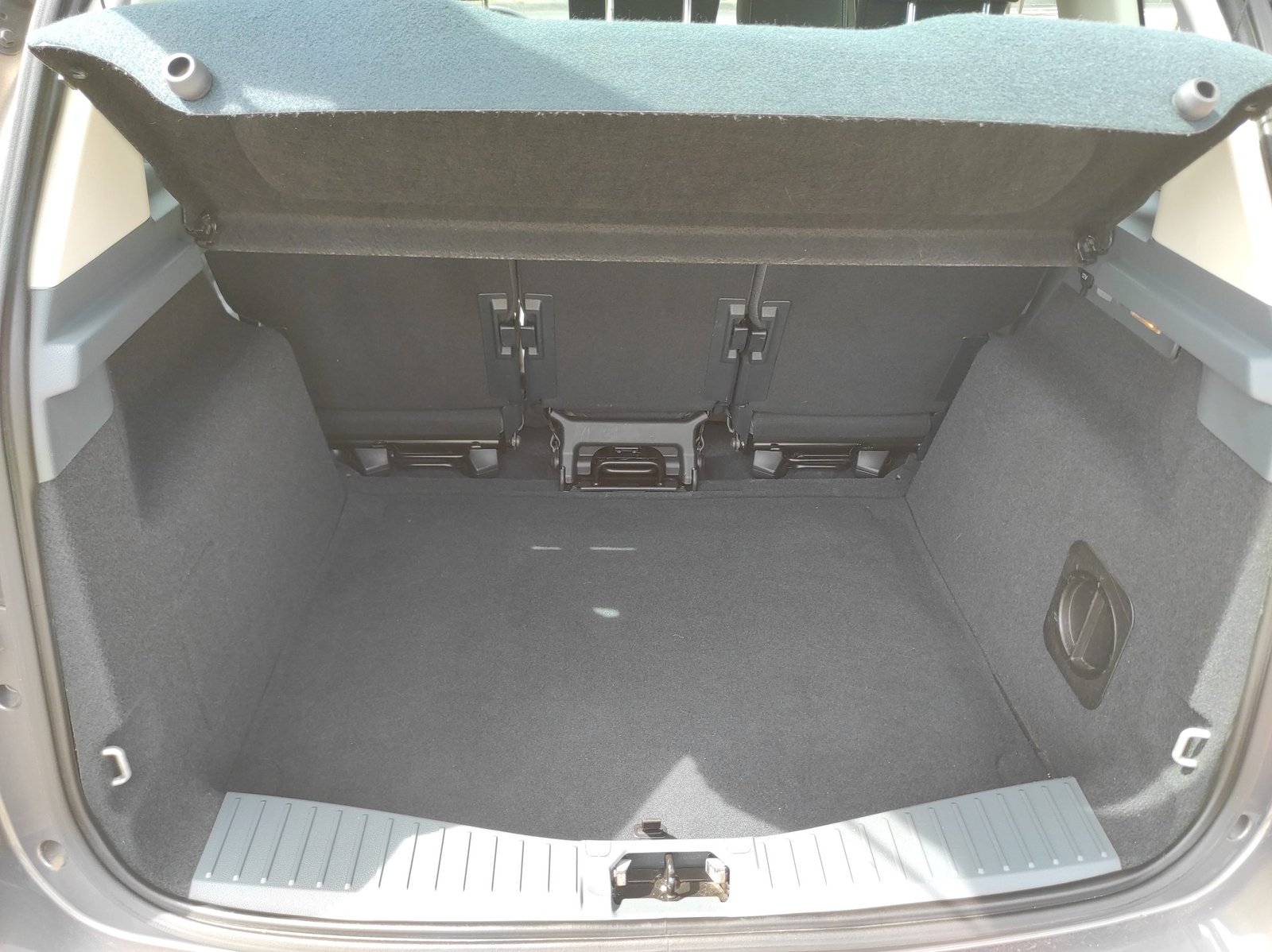 FORD C-Max II 1.0 EcoBoost 100ch Stop&Start Trend - Automatix Motors - Voiture Occasion - Achat Voiture - Vente Voiture - Reprise Voiture