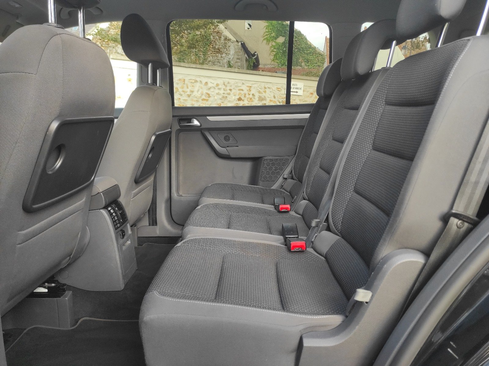 Volkswagen Touran II 2011 1.6 TDI 105ch FAP Confortline - Automatix Motors - Voiture Occasion - Achat Voiture - Vente Voiture - Reprise Voiture