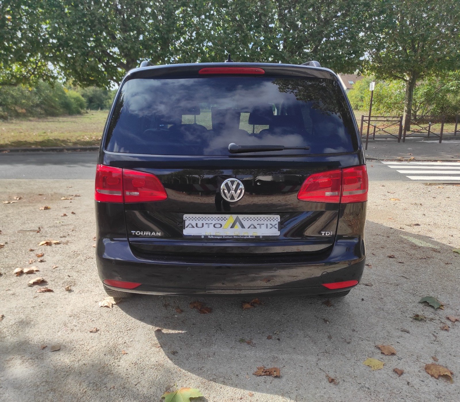 Volkswagen Touran II 2011 1.6 TDI 105ch FAP Confortline - Automatix Motors - Voiture Occasion - Achat Voiture - Vente Voiture - Reprise Voiture