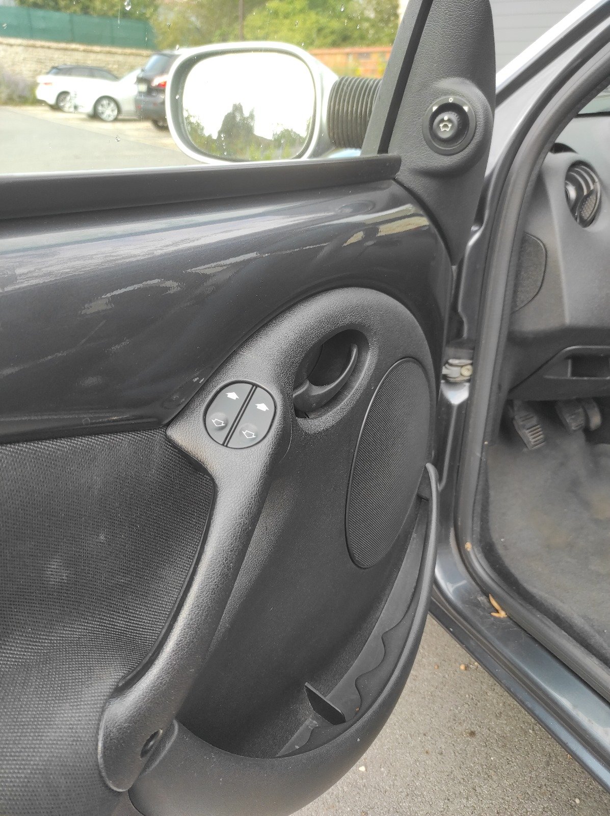 Ford Ka 1.3 70CH 3P - Automatix Motors - Voiture Occasion - Achat Voiture - Vente Voiture - Reprise Voiture