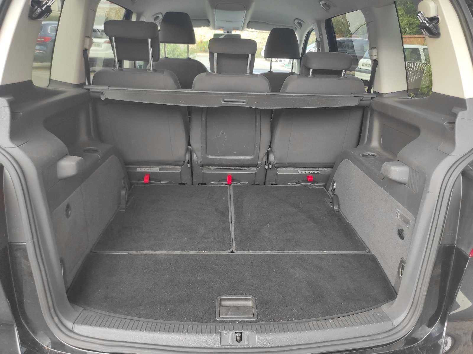 Volkswagen Touran II 2011 1.6 TDI 105ch FAP Confortline - Automatix Motors - Voiture Occasion - Achat Voiture - Vente Voiture - Reprise Voiture