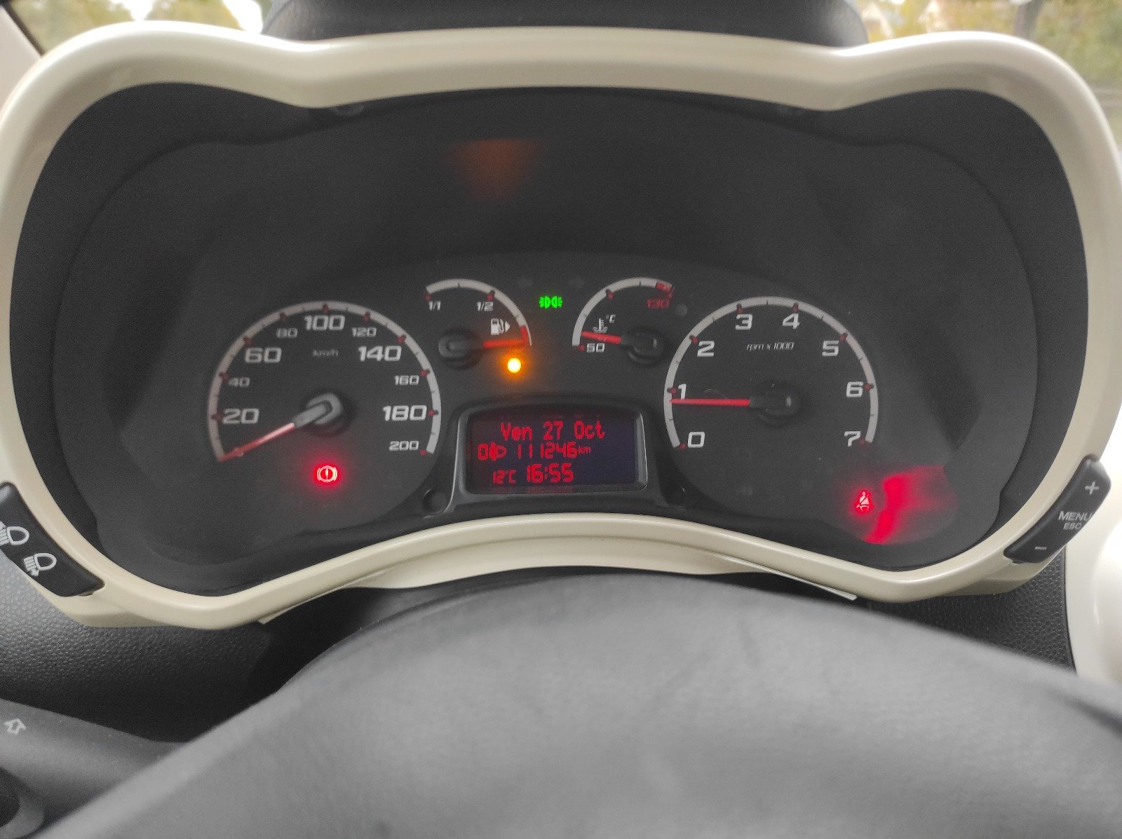 Ford Ka 2012 Titanium 1.2 69ch S&S - Automatix Motors - Voiture Occasion - Achat Voiture - Vente Voiture - Reprise Voiture