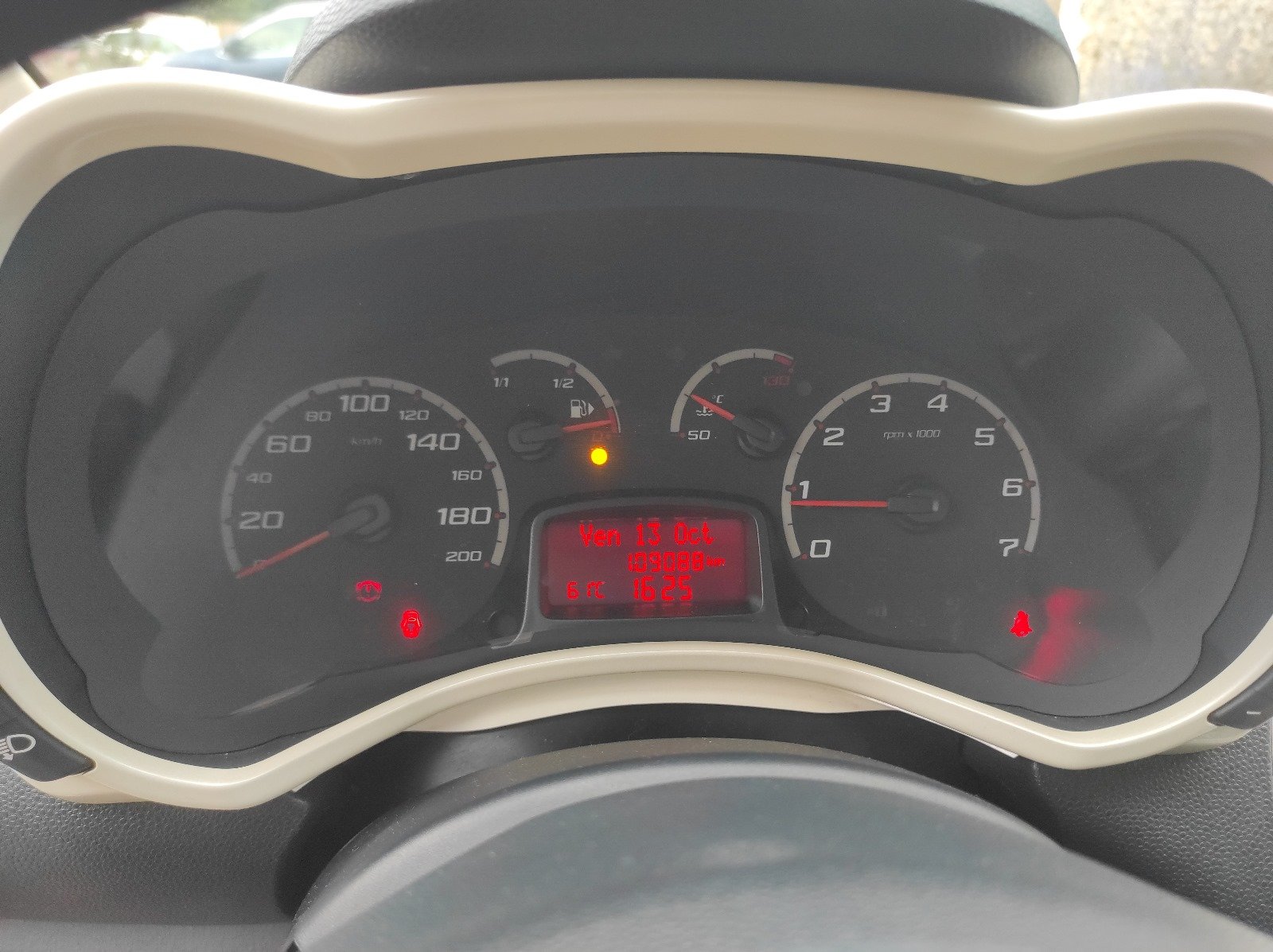 Ford Ka 2009 1.2 Titanium 70CH - Automatix Motors - Voiture Occasion - Achat Voiture - Vente Voiture - Reprise Voiture